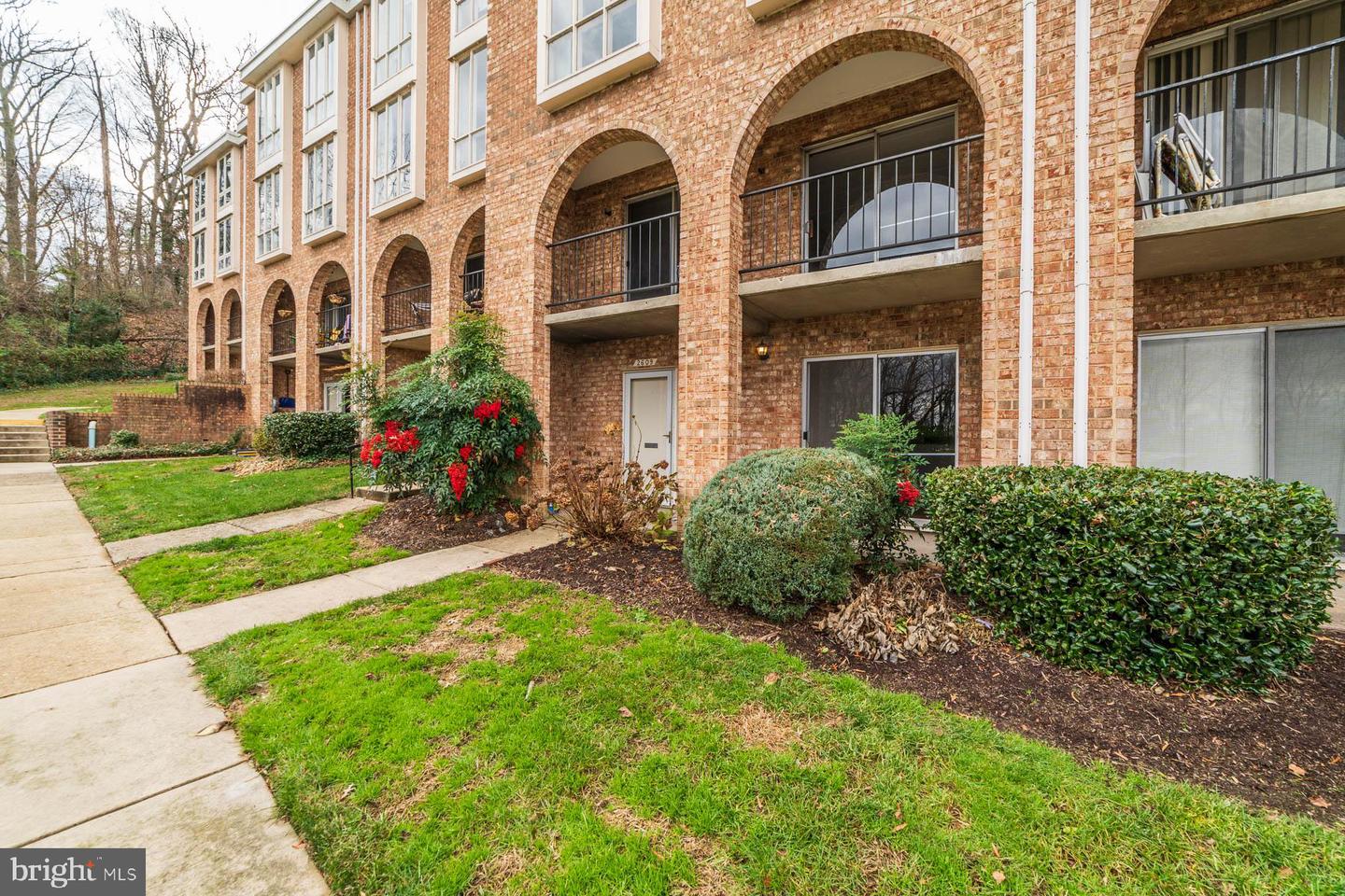 2609 WAGON DR #354, ALEXANDRIA, Virginia 22303, 2 Bedrooms Bedrooms, ,1 BathroomBathrooms,Residential,For sale,2609 WAGON DR #354,VAFX2265430 MLS # VAFX2265430