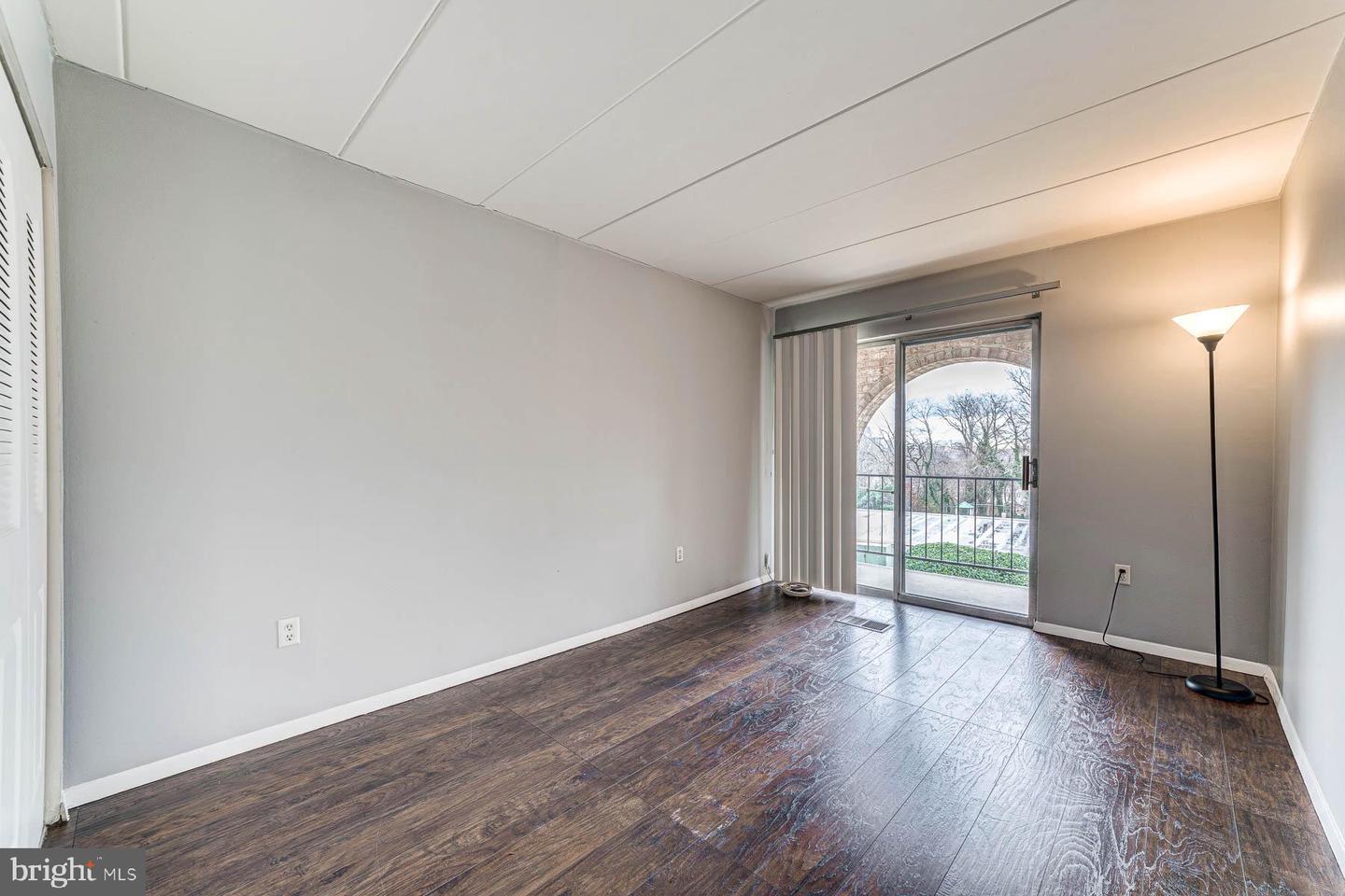 2609 WAGON DR #354, ALEXANDRIA, Virginia 22303, 2 Bedrooms Bedrooms, ,1 BathroomBathrooms,Residential,For sale,2609 WAGON DR #354,VAFX2265430 MLS # VAFX2265430