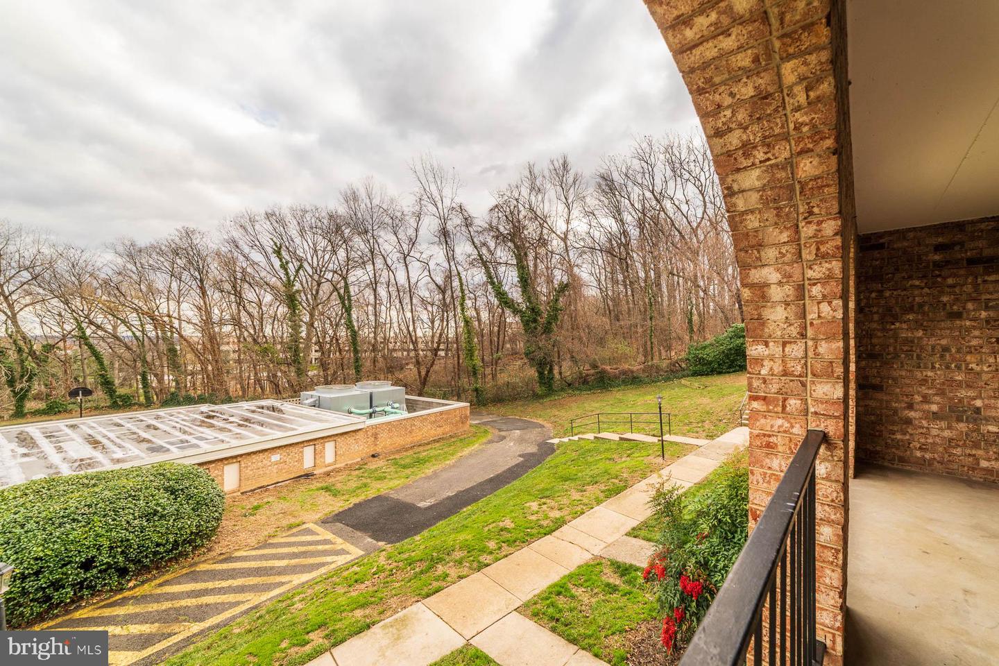 2609 WAGON DR #354, ALEXANDRIA, Virginia 22303, 2 Bedrooms Bedrooms, ,1 BathroomBathrooms,Residential,For sale,2609 WAGON DR #354,VAFX2265430 MLS # VAFX2265430