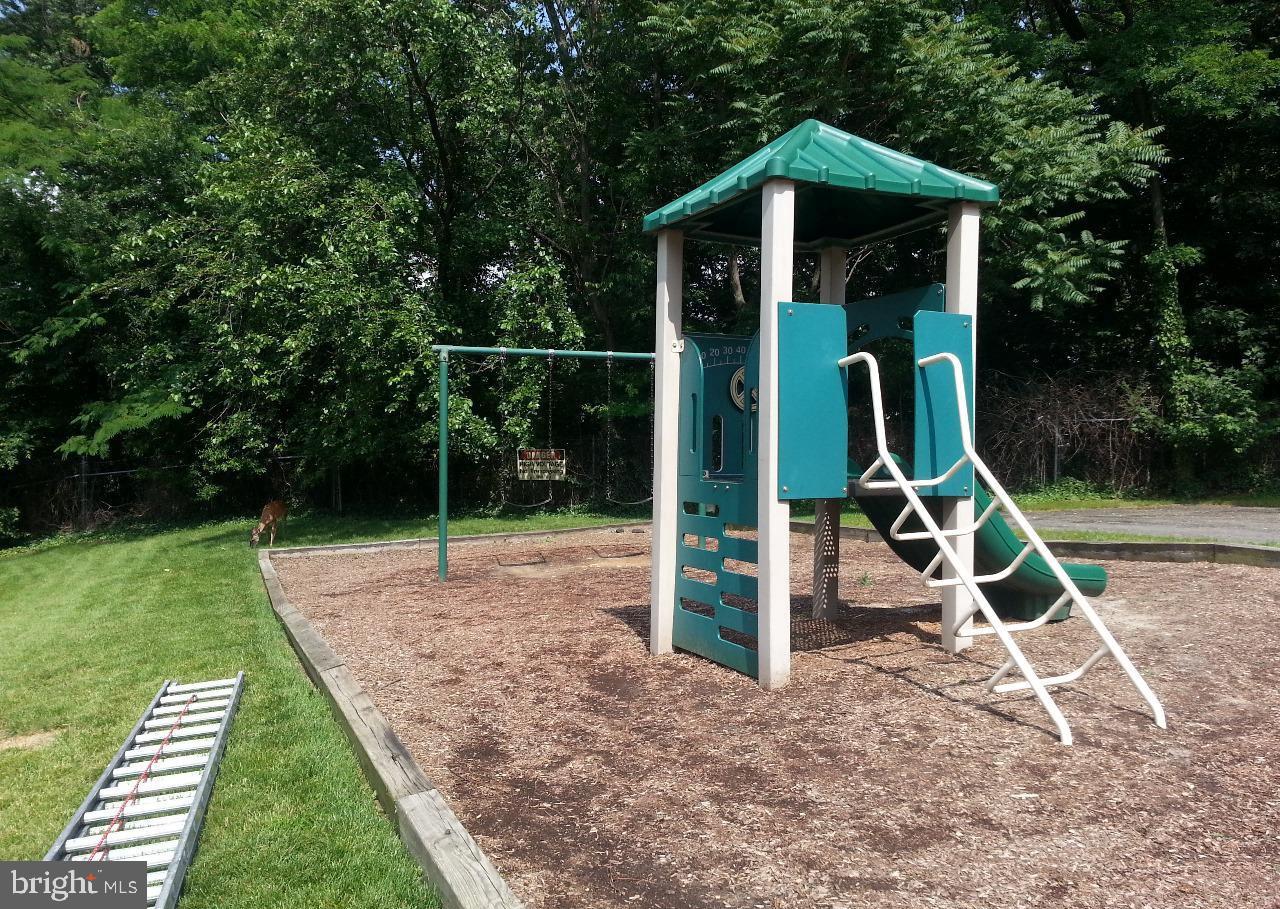 2609 WAGON DR #354, ALEXANDRIA, Virginia 22303, 2 Bedrooms Bedrooms, ,1 BathroomBathrooms,Residential,For sale,2609 WAGON DR #354,VAFX2265430 MLS # VAFX2265430