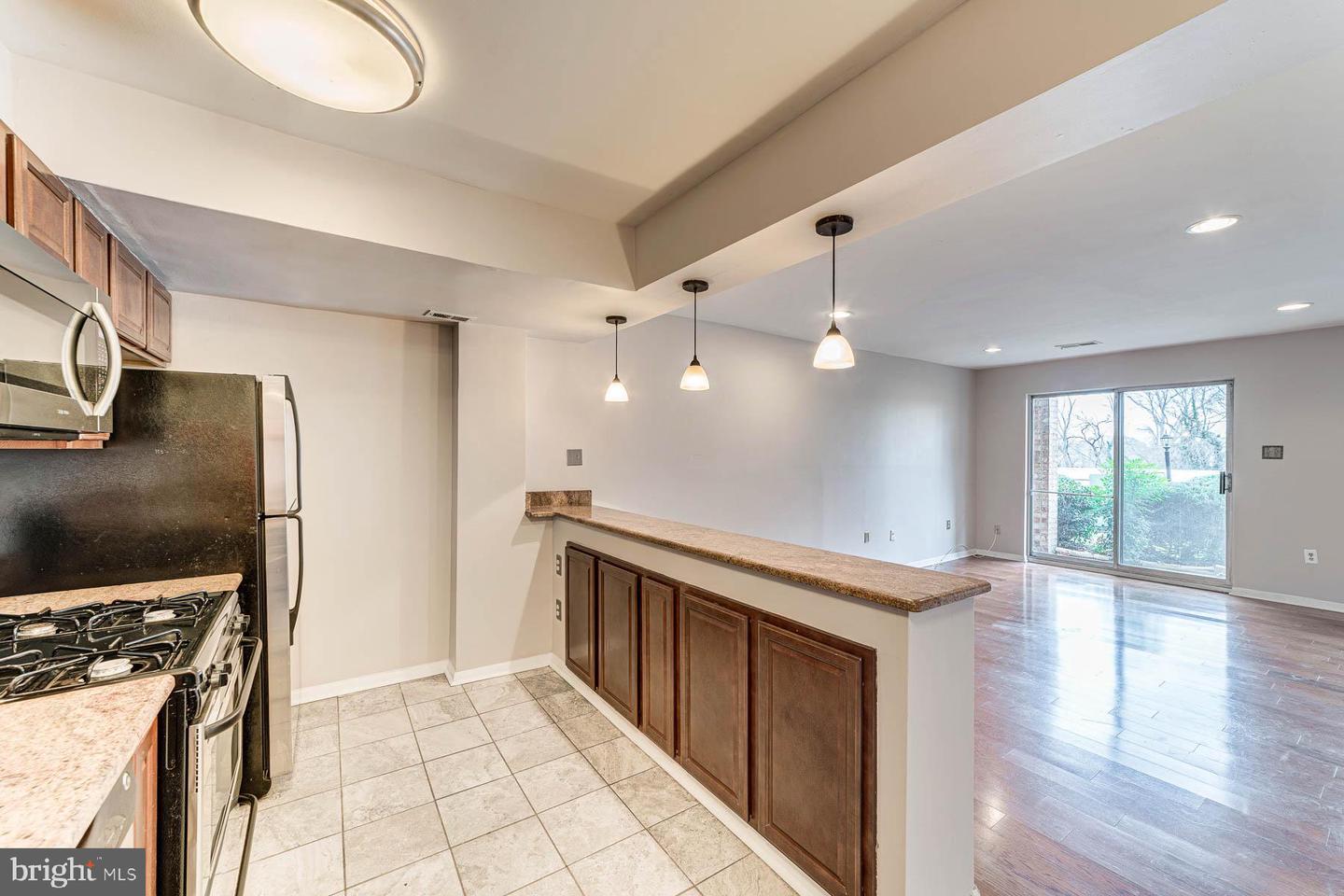 2609 WAGON DR #354, ALEXANDRIA, Virginia 22303, 2 Bedrooms Bedrooms, ,1 BathroomBathrooms,Residential,For sale,2609 WAGON DR #354,VAFX2265430 MLS # VAFX2265430