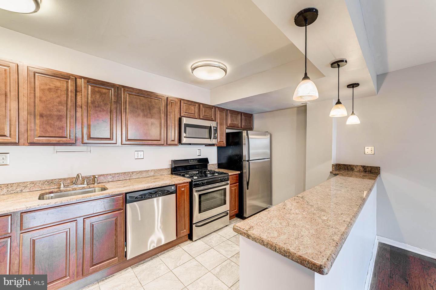 2609 WAGON DR #354, ALEXANDRIA, Virginia 22303, 2 Bedrooms Bedrooms, ,1 BathroomBathrooms,Residential,For sale,2609 WAGON DR #354,VAFX2265430 MLS # VAFX2265430