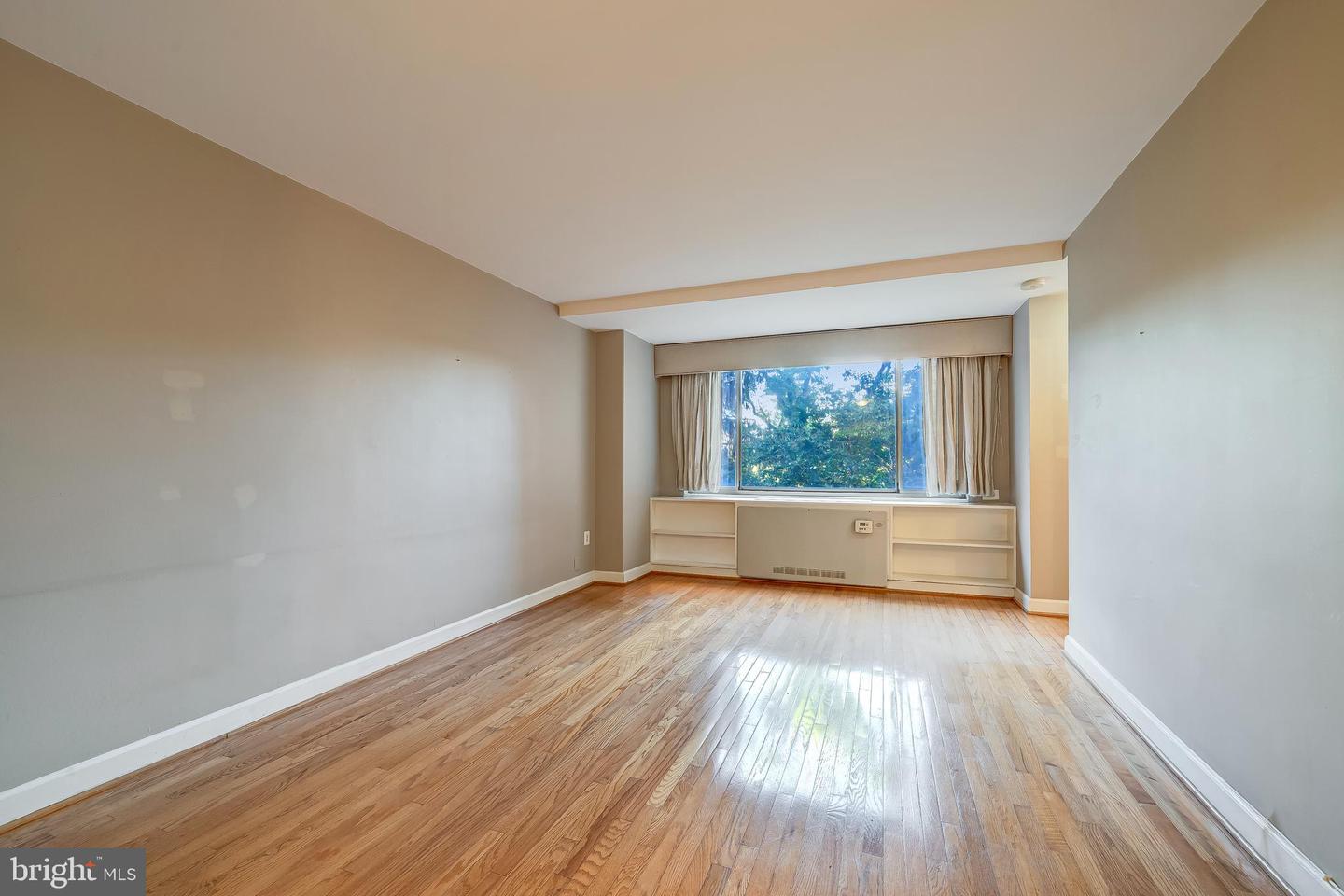 1111 ARLINGTON BLVD #317, ARLINGTON, Virginia 22209, 1 Bedroom Bedrooms, ,1 BathroomBathrooms,Residential,For sale,1111 ARLINGTON BLVD #317,VAAR2063862 MLS # VAAR2063862