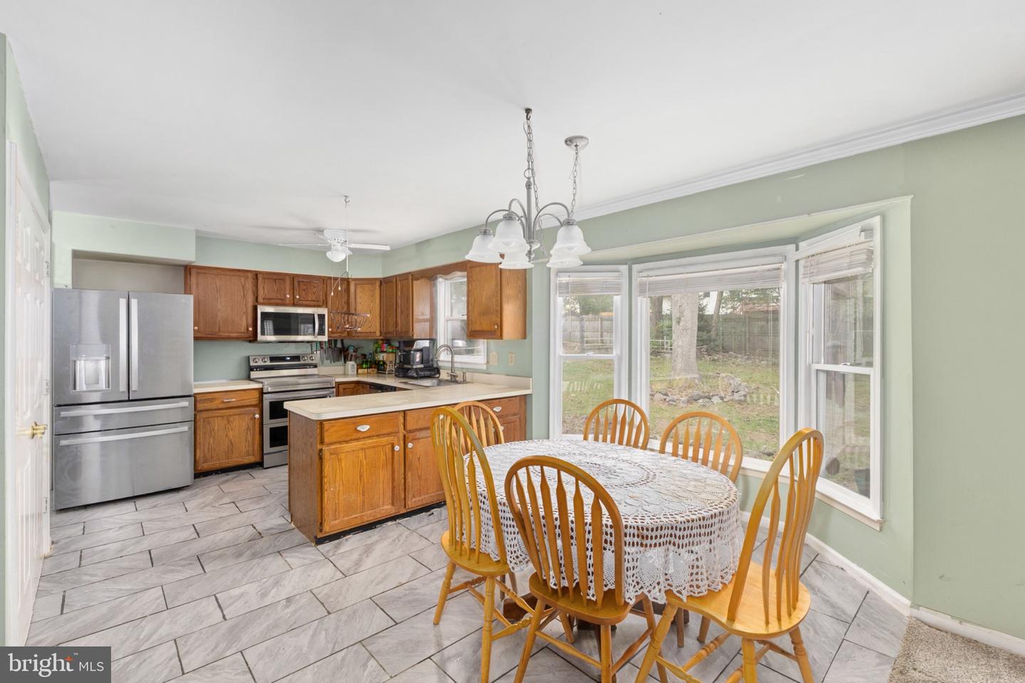 10611 MAPLE RIDGE DR, SPOTSYLVANIA, Virginia 22553, 4 Bedrooms Bedrooms, 11 Rooms Rooms,2 BathroomsBathrooms,Residential,For sale,10611 MAPLE RIDGE DR,VASP2036350 MLS # VASP2036350