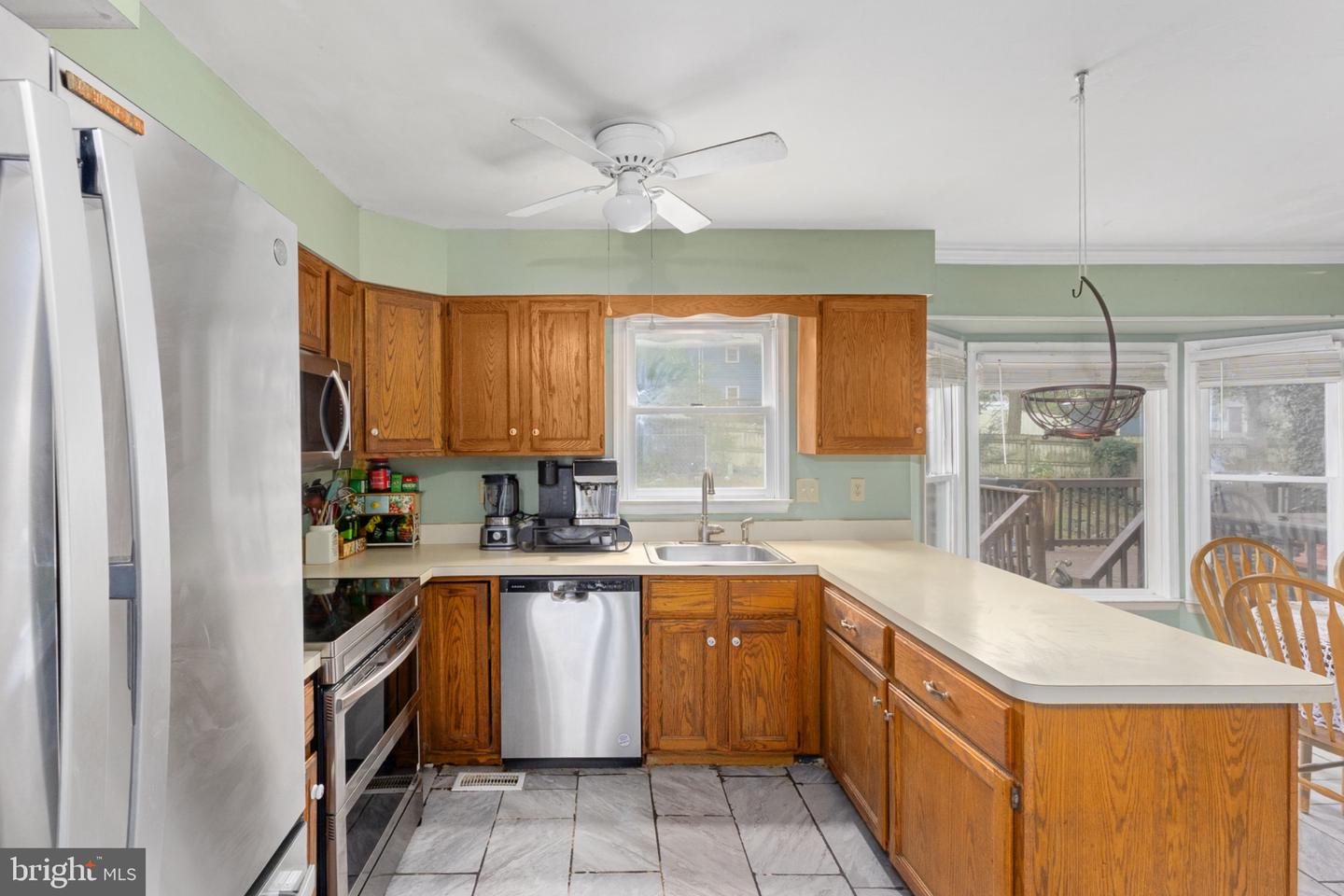 10611 MAPLE RIDGE DR, SPOTSYLVANIA, Virginia 22553, 4 Bedrooms Bedrooms, 11 Rooms Rooms,2 BathroomsBathrooms,Residential,For sale,10611 MAPLE RIDGE DR,VASP2036350 MLS # VASP2036350