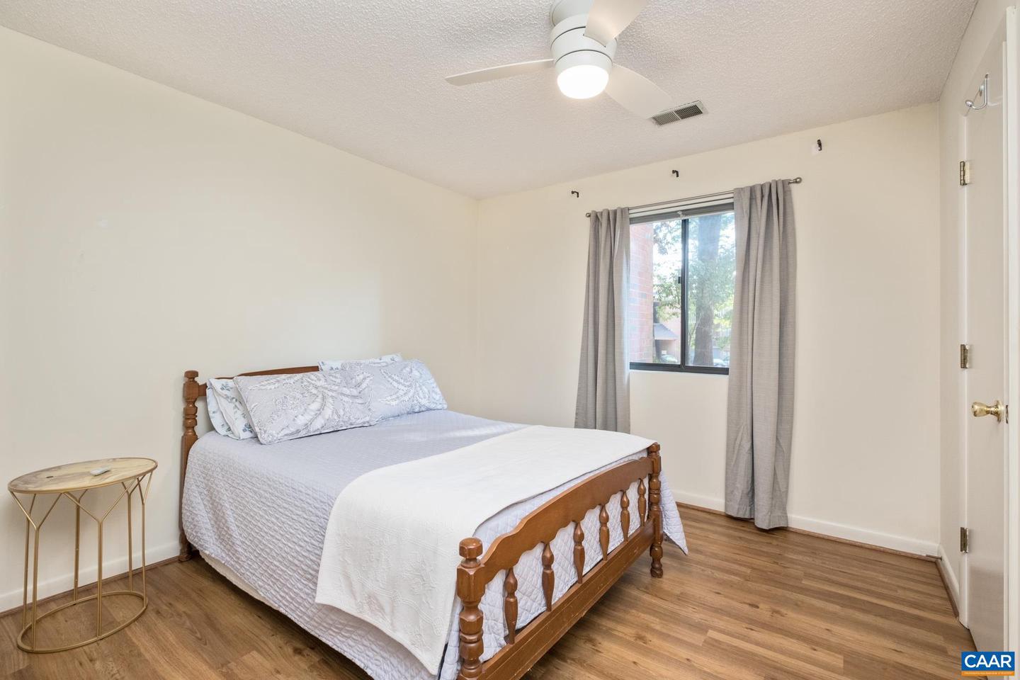 103 TURTLE CREEK RD #3, CHARLOTTESVILLE, Virginia 22901, 2 Bedrooms Bedrooms, ,2 BathroomsBathrooms,Residential,For sale,103 TURTLE CREEK RD #3,669199 MLS # 669199