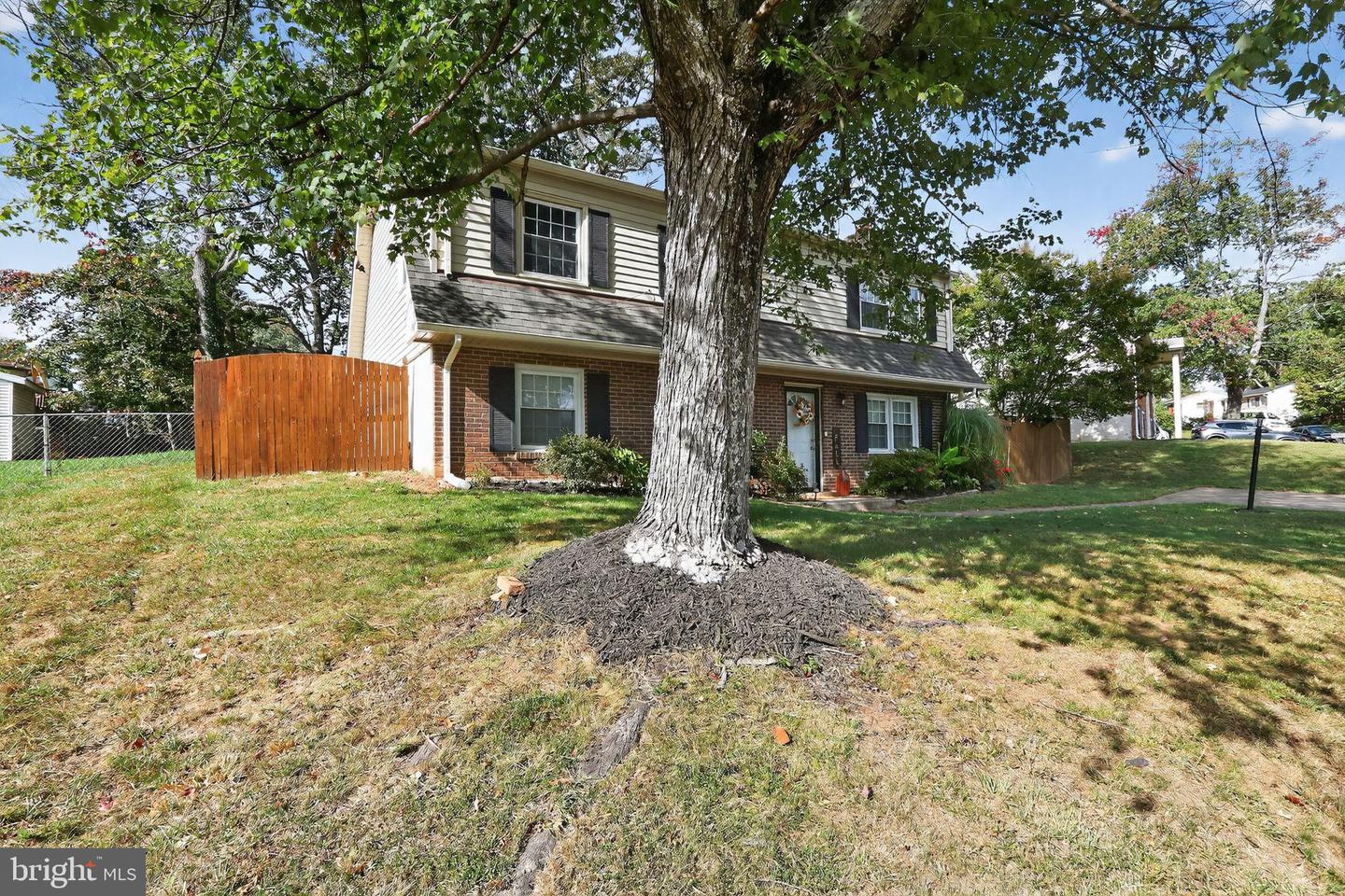 13918 LYNHURST DR, WOODBRIDGE, Virginia 22193, 4 Bedrooms Bedrooms, 10 Rooms Rooms,2 BathroomsBathrooms,Residential,For sale,13918 LYNHURST DR,VAPW2105638 MLS # VAPW2105638