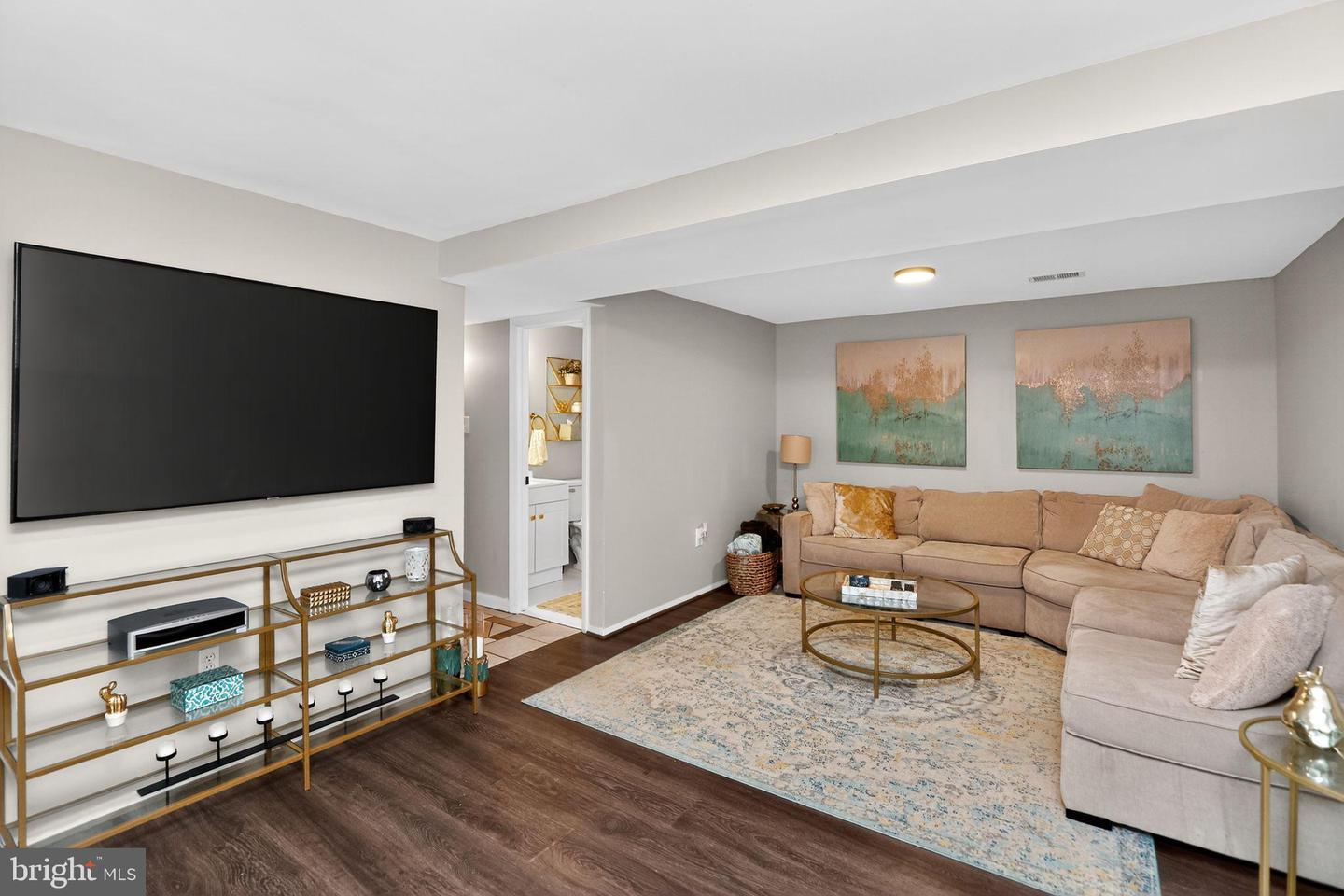 13918 LYNHURST DR, WOODBRIDGE, Virginia 22193, 4 Bedrooms Bedrooms, 10 Rooms Rooms,2 BathroomsBathrooms,Residential,For sale,13918 LYNHURST DR,VAPW2105638 MLS # VAPW2105638