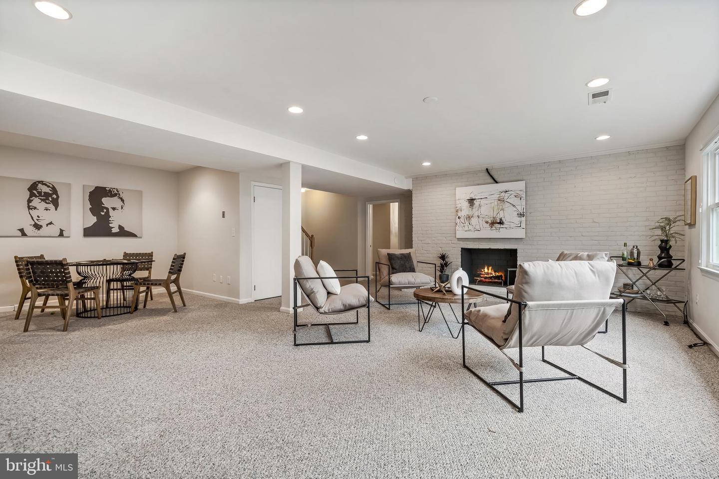 1429 IRONWOOD DR, MCLEAN, Virginia 22101, 5 Bedrooms Bedrooms, 8 Rooms Rooms,3 BathroomsBathrooms,Residential,For sale,1429 IRONWOOD DR,VAFX2274384 MLS # VAFX2274384 1429 IRONWOOD DR, MCLEAN, Virginia 22101, 5 Bedrooms Bedrooms, 8 Rooms Rooms,3 BathroomsBathrooms,Residential,For sale,1429 IRONWOOD DR,VAFX2274384 MLS # VAFX2274384