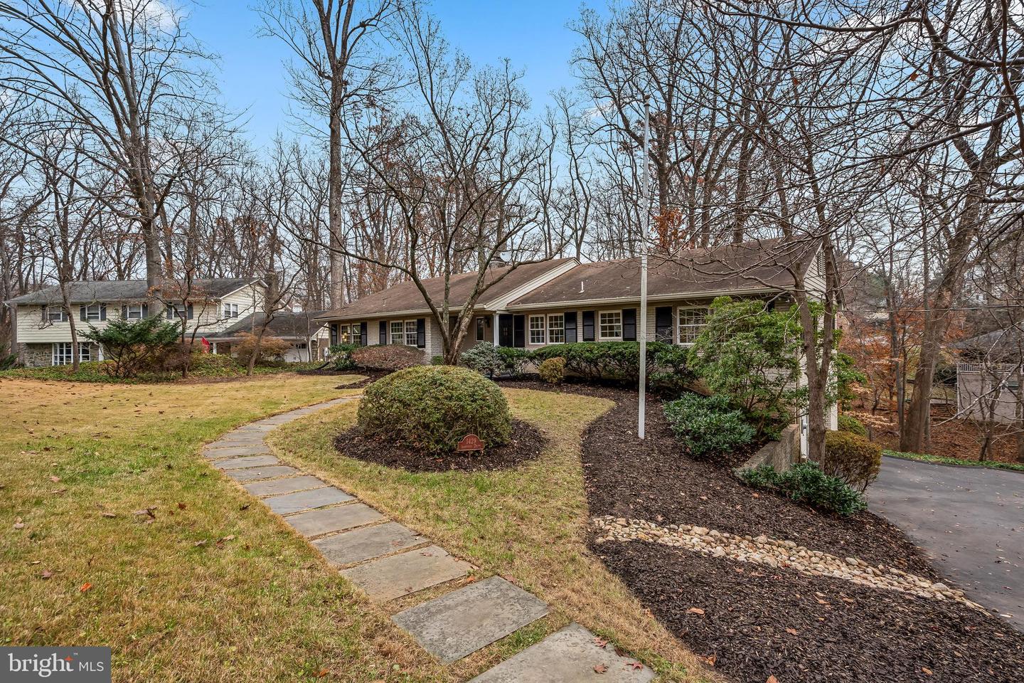 1429 IRONWOOD DR, MCLEAN, Virginia 22101, 5 Bedrooms Bedrooms, 8 Rooms Rooms,3 BathroomsBathrooms,Residential,For sale,1429 IRONWOOD DR,VAFX2274384 MLS # VAFX2274384 1429 IRONWOOD DR, MCLEAN, Virginia 22101, 5 Bedrooms Bedrooms, 8 Rooms Rooms,3 BathroomsBathrooms,Residential,For sale,1429 IRONWOOD DR,VAFX2274384 MLS # VAFX2274384