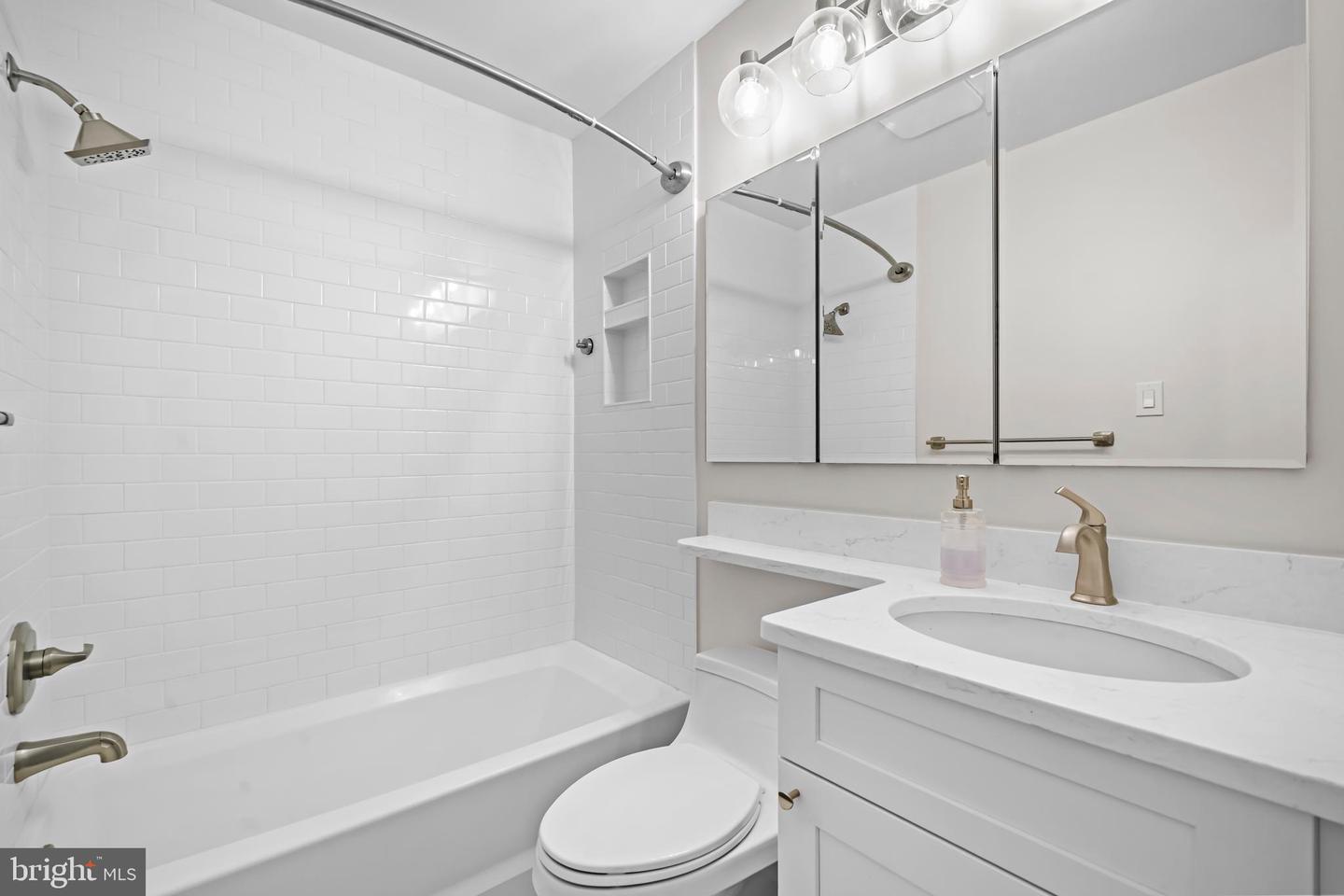 4301 BRAEBURN DR, FAIRFAX, Virginia 22032, 3 Bedrooms Bedrooms, ,2 BathroomsBathrooms,Residential,For sale,4301 BRAEBURN DR,VAFX2275576 MLS # VAFX2275576