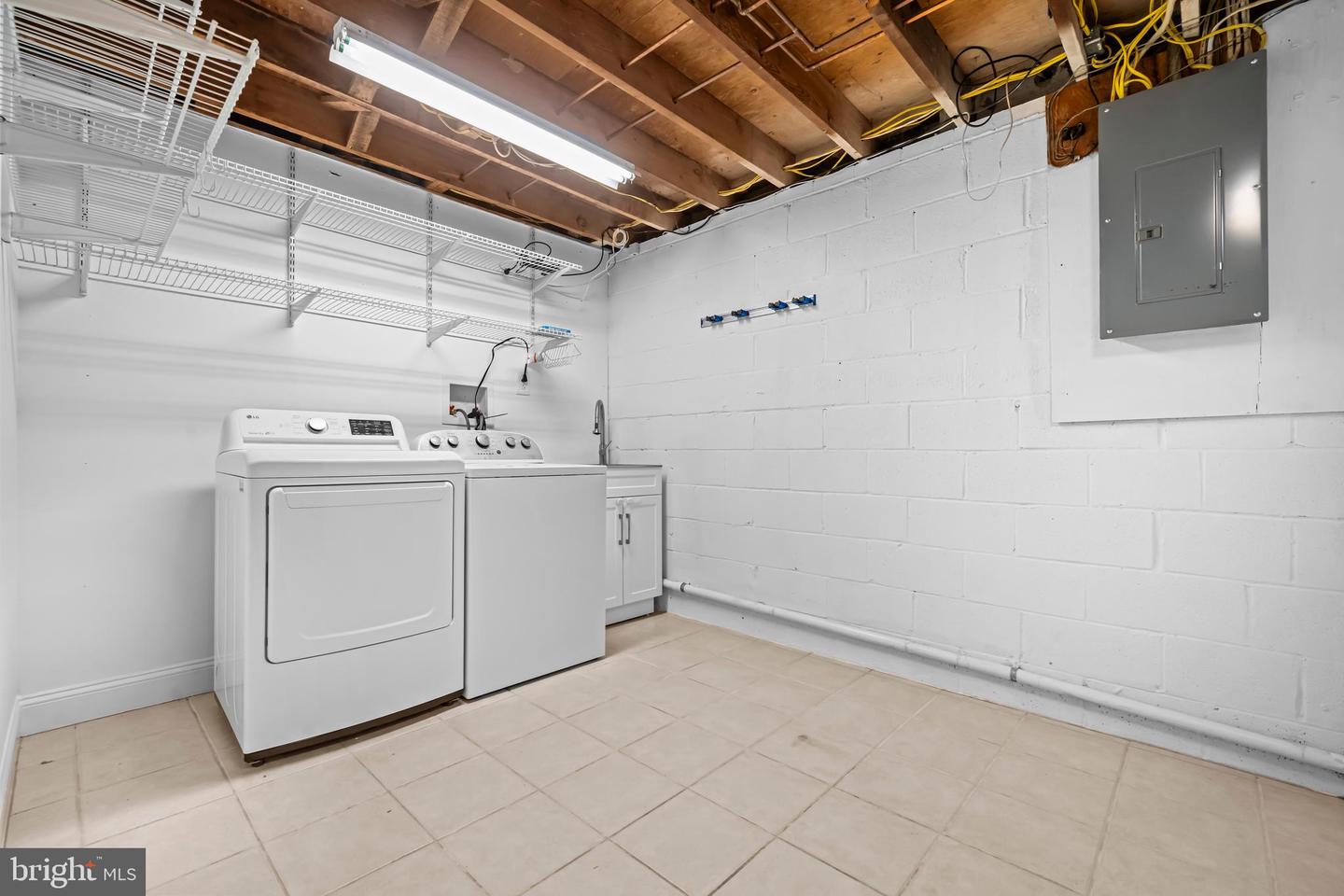 4301 BRAEBURN DR, FAIRFAX, Virginia 22032, 3 Bedrooms Bedrooms, ,2 BathroomsBathrooms,Residential,For sale,4301 BRAEBURN DR,VAFX2275576 MLS # VAFX2275576