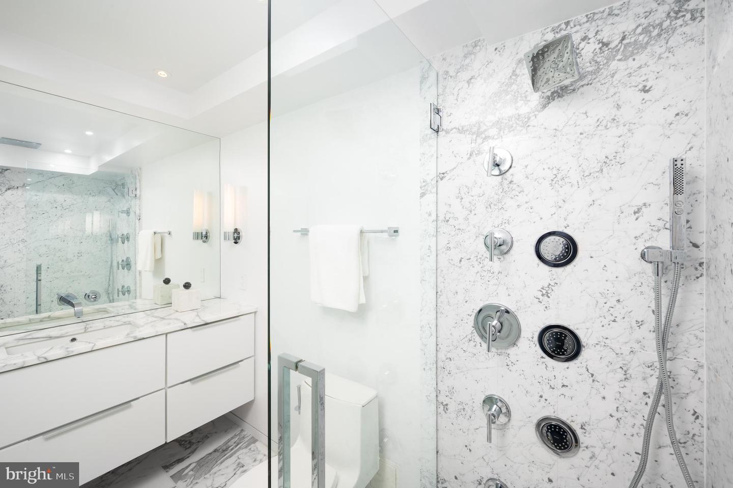 2500 VIRGINIA AVE NW #715, WASHINGTON, District Of Columbia 20037, 2 Bedrooms Bedrooms, ,2 BathroomsBathrooms,Residential,For sale,2500 VIRGINIA AVE NW #715,DCDC2232036 MLS # DCDC2232036