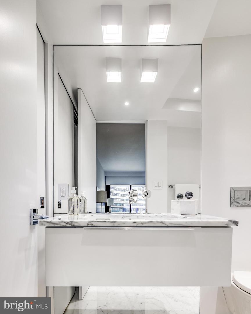 2500 VIRGINIA AVE NW #715, WASHINGTON, District Of Columbia 20037, 2 Bedrooms Bedrooms, ,2 BathroomsBathrooms,Residential,For sale,2500 VIRGINIA AVE NW #715,DCDC2232036 MLS # DCDC2232036