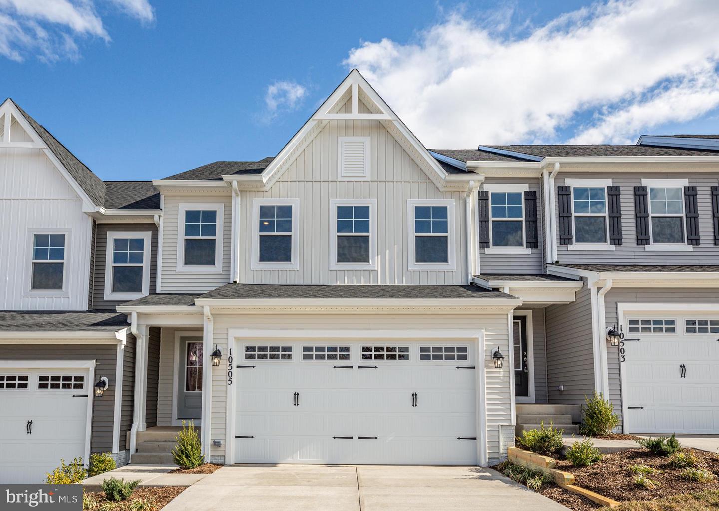 10642 AFTON GROVE CT, FREDERICKSBURG, Virginia 22408, 4 Bedrooms Bedrooms, ,3 BathroomsBathrooms,Residential,For sale,10642 AFTON GROVE CT,VASP2037752 MLS # VASP2037752