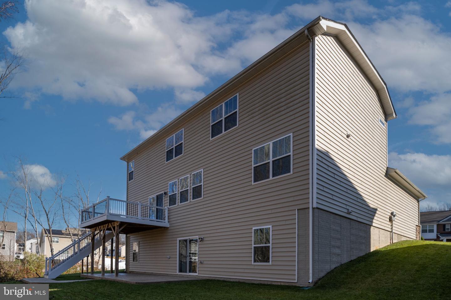 153 HOLLYCREST PL, STAFFORD, Virginia 22554, 5 Bedrooms Bedrooms, ,4 BathroomsBathrooms,Residential,For sale,153 HOLLYCREST PL,VAST2044370 MLS # VAST2044370