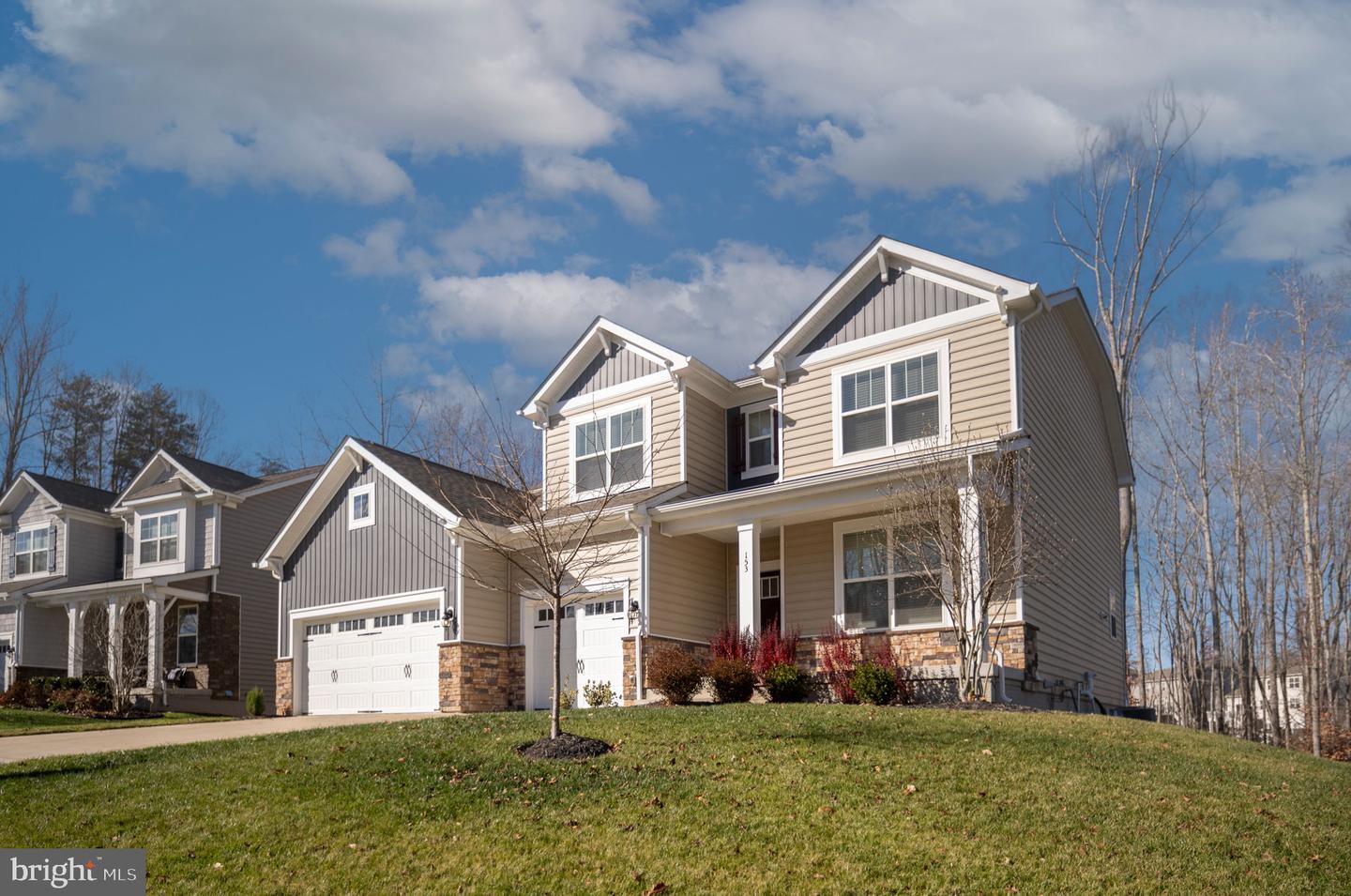 153 HOLLYCREST PL, STAFFORD, Virginia 22554, 5 Bedrooms Bedrooms, ,4 BathroomsBathrooms,Residential,For sale,153 HOLLYCREST PL,VAST2044370 MLS # VAST2044370