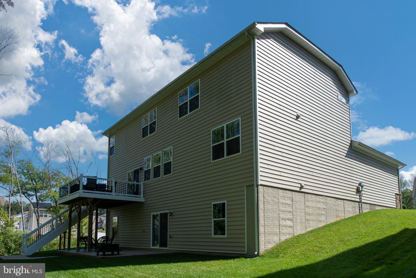 153 HOLLYCREST PL, STAFFORD, Virginia 22554, 5 Bedrooms Bedrooms, ,4 BathroomsBathrooms,Residential,For sale,153 HOLLYCREST PL,VAST2044370 MLS # VAST2044370