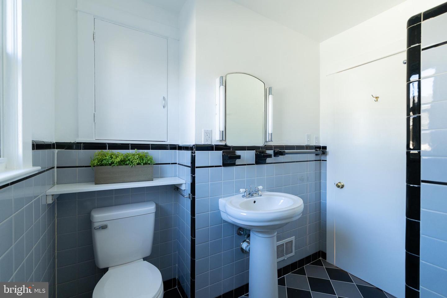 7 N PURCELL AVE, WINCHESTER, Virginia 22601, 3 Bedrooms Bedrooms, ,3 BathroomsBathrooms,Residential,For sale,7 N PURCELL AVE,VAWI2009512 MLS # VAWI2009512 7 N PURCELL AVE, WINCHESTER, Virginia 22601, 3 Bedrooms Bedrooms, ,3 BathroomsBathrooms,Residential,For sale,7 N PURCELL AVE,VAWI2009512 MLS # VAWI2009512