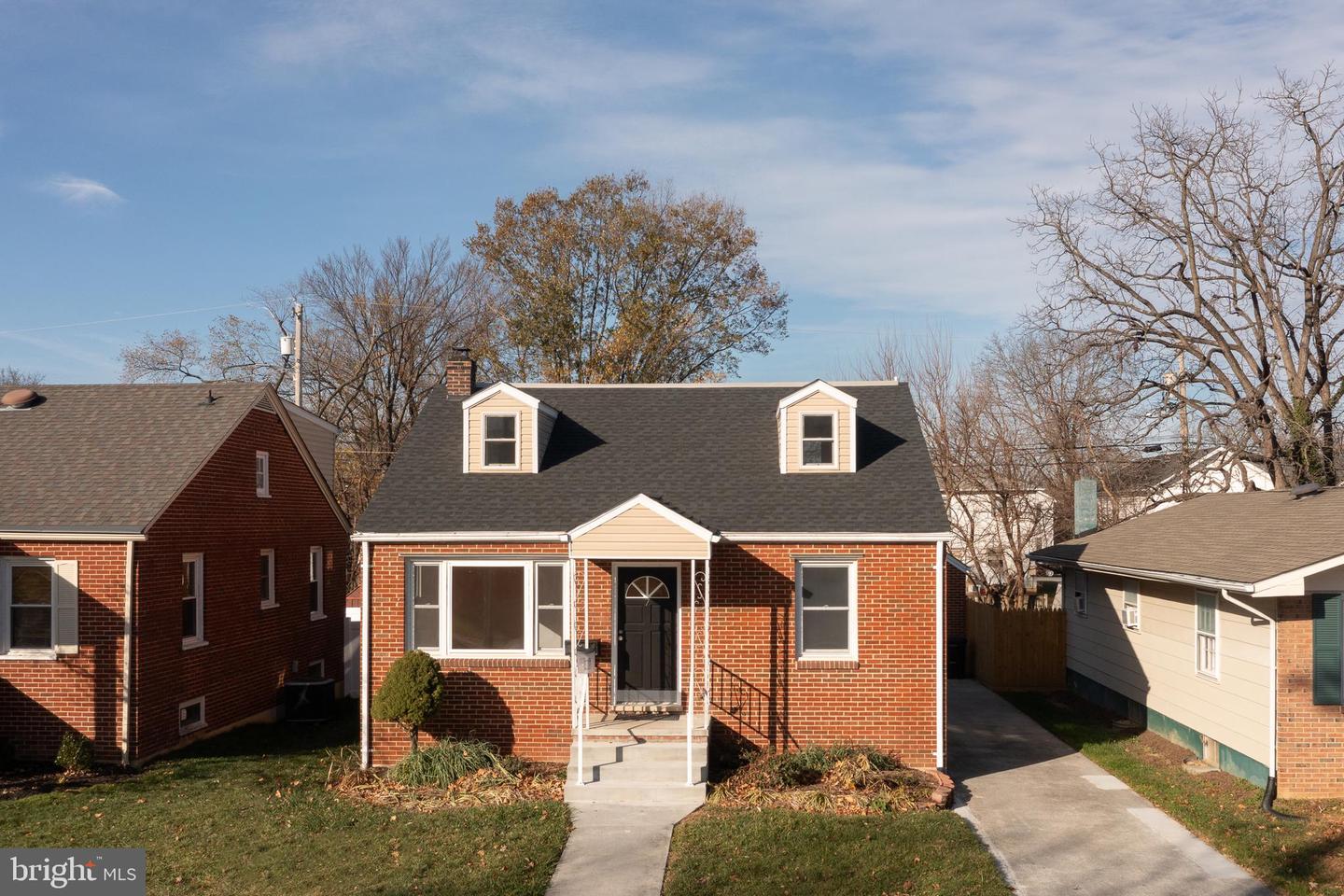 7 N PURCELL AVE, WINCHESTER, Virginia 22601, 3 Bedrooms Bedrooms, ,3 BathroomsBathrooms,Residential,For sale,7 N PURCELL AVE,VAWI2009512 MLS # VAWI2009512 7 N PURCELL AVE, WINCHESTER, Virginia 22601, 3 Bedrooms Bedrooms, ,3 BathroomsBathrooms,Residential,For sale,7 N PURCELL AVE,VAWI2009512 MLS # VAWI2009512