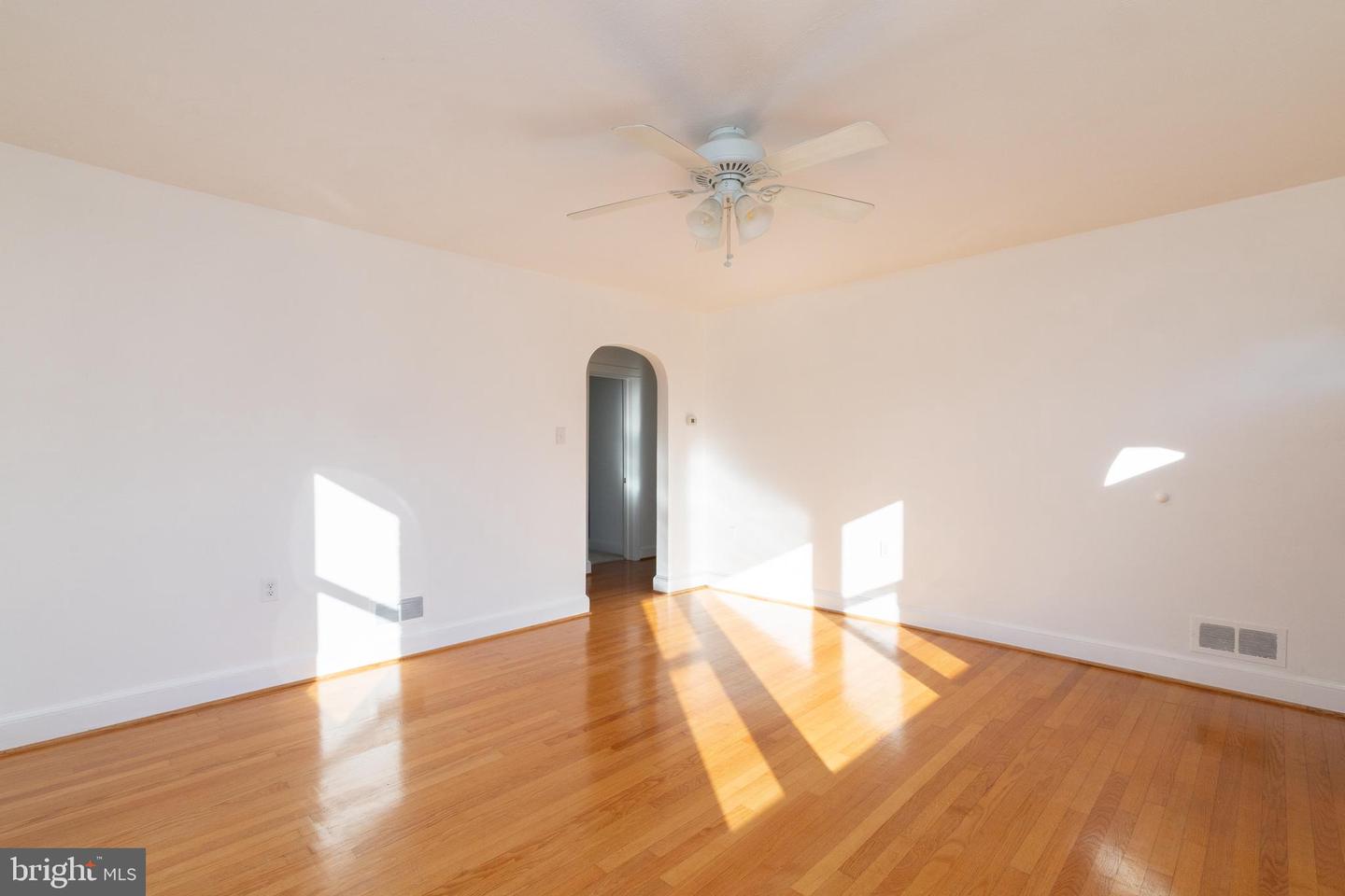 7 N PURCELL AVE, WINCHESTER, Virginia 22601, 3 Bedrooms Bedrooms, ,3 BathroomsBathrooms,Residential,For sale,7 N PURCELL AVE,VAWI2009512 MLS # VAWI2009512 7 N PURCELL AVE, WINCHESTER, Virginia 22601, 3 Bedrooms Bedrooms, ,3 BathroomsBathrooms,Residential,For sale,7 N PURCELL AVE,VAWI2009512 MLS # VAWI2009512