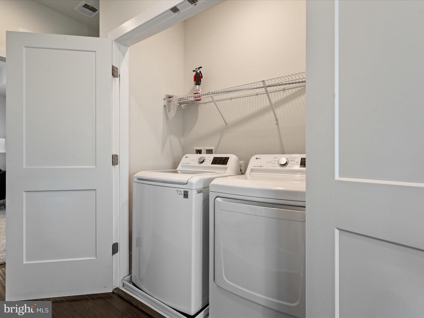 20092 OLD LINE TER, ASHBURN, Virginia 20147, 3 Bedrooms Bedrooms, ,2 BathroomsBathrooms,Residential,For sale,20092 OLD LINE TER,VALO2111600 MLS # VALO2111600