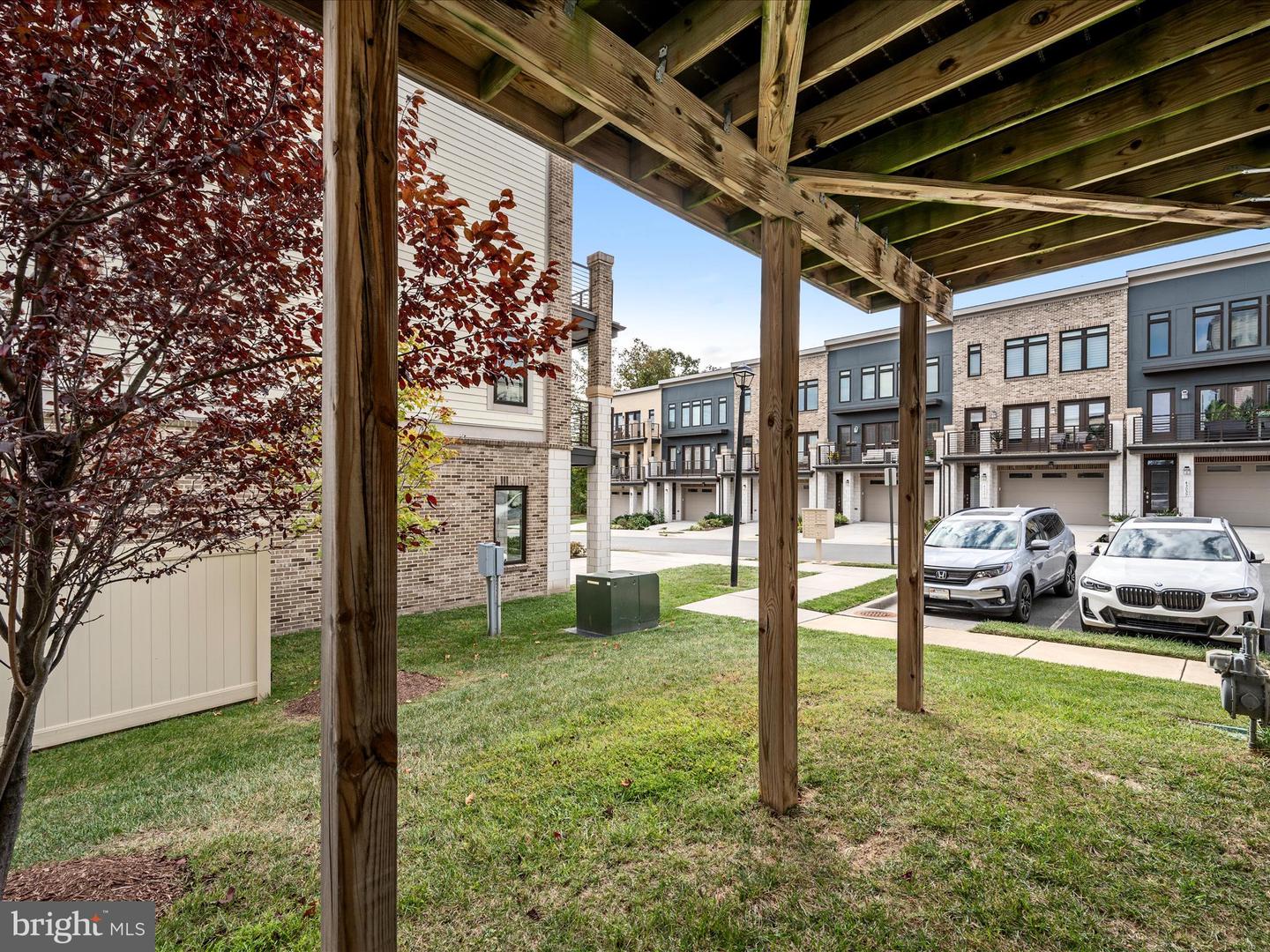 20092 OLD LINE TER, ASHBURN, Virginia 20147, 3 Bedrooms Bedrooms, ,2 BathroomsBathrooms,Residential,For sale,20092 OLD LINE TER,VALO2111600 MLS # VALO2111600