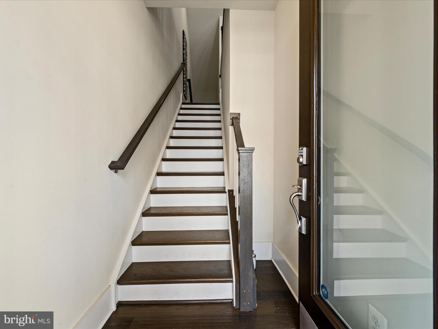 20092 OLD LINE TER, ASHBURN, Virginia 20147, 3 Bedrooms Bedrooms, ,2 BathroomsBathrooms,Residential,For sale,20092 OLD LINE TER,VALO2111600 MLS # VALO2111600