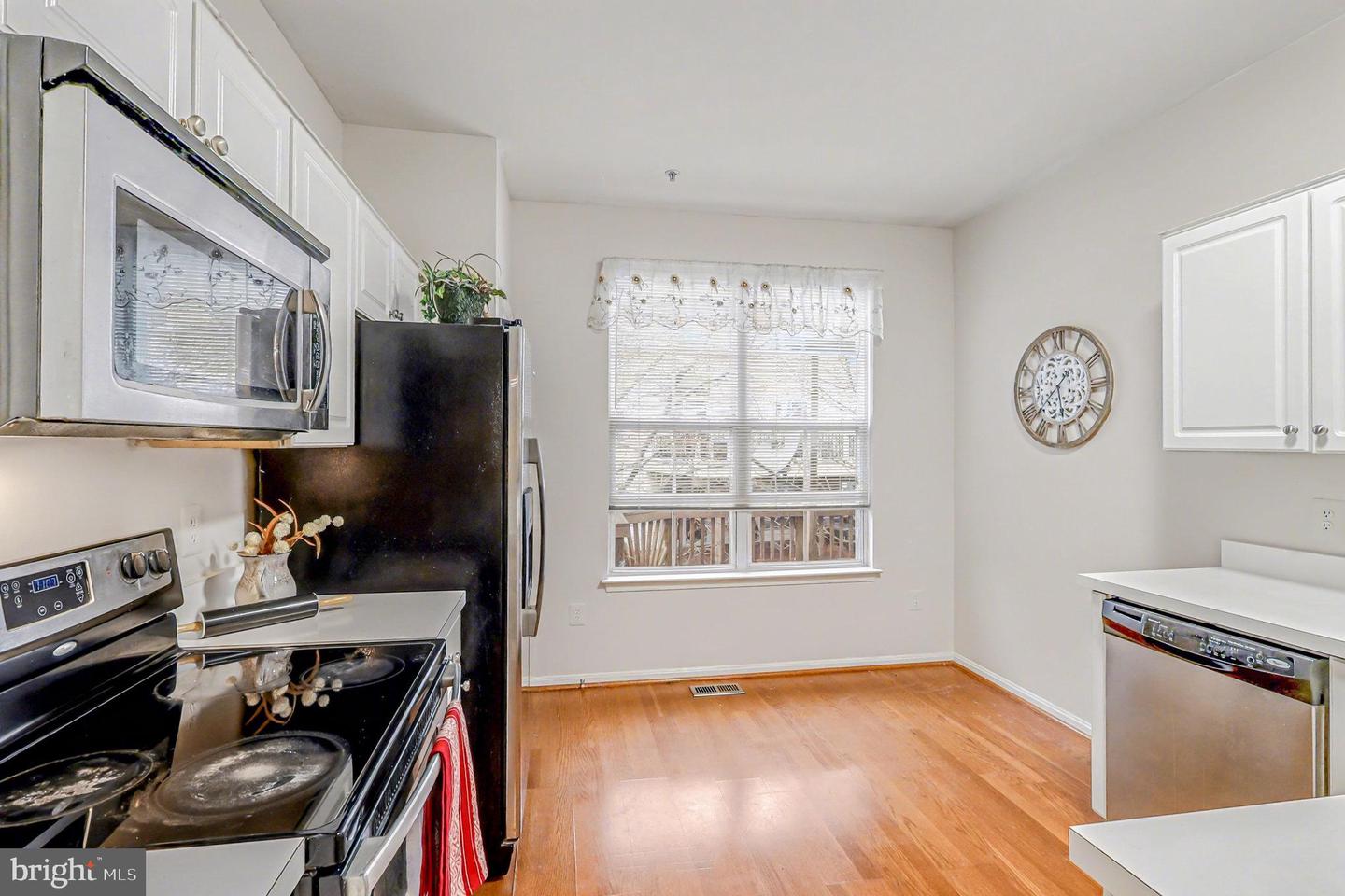 20402 COOL FERN SQ #20402, ASHBURN, Virginia 20147, 4 Bedrooms Bedrooms, ,3 BathroomsBathrooms,Residential,For sale,20402 COOL FERN SQ #20402,VALO2111614 MLS # VALO2111614