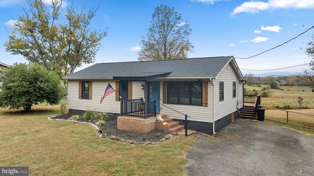 18188 BIRMINGHAM RD, CULPEPER, Virginia 22701, 3 Bedrooms Bedrooms, ,1 BathroomBathrooms,Residential,18188 BIRMINGHAM RD,VACU2011492 MLS # VACU2011492