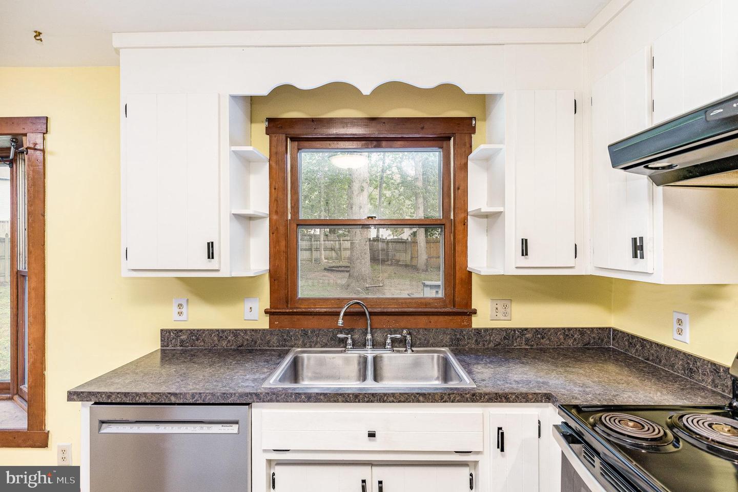 1032 ISABELLA DR, STAFFORD, Virginia 22554, 4 Bedrooms Bedrooms, 14 Rooms Rooms,2 BathroomsBathrooms,Residential,For sale,1032 ISABELLA DR,VAST2040936 MLS # VAST2040936