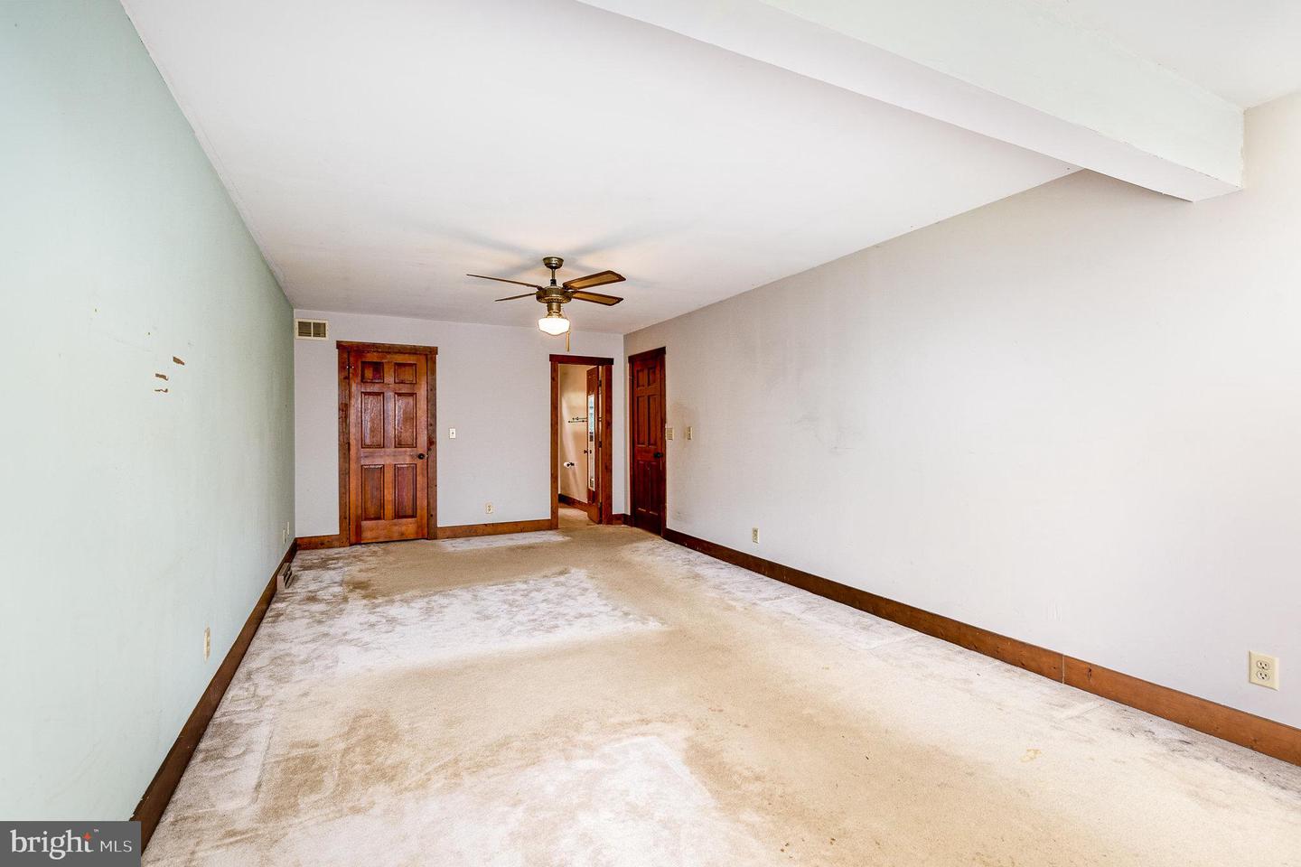 1032 ISABELLA DR, STAFFORD, Virginia 22554, 4 Bedrooms Bedrooms, 14 Rooms Rooms,2 BathroomsBathrooms,Residential,For sale,1032 ISABELLA DR,VAST2040936 MLS # VAST2040936