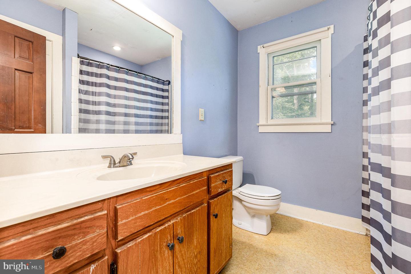 1032 ISABELLA DR, STAFFORD, Virginia 22554, 4 Bedrooms Bedrooms, 14 Rooms Rooms,2 BathroomsBathrooms,Residential,For sale,1032 ISABELLA DR,VAST2040936 MLS # VAST2040936