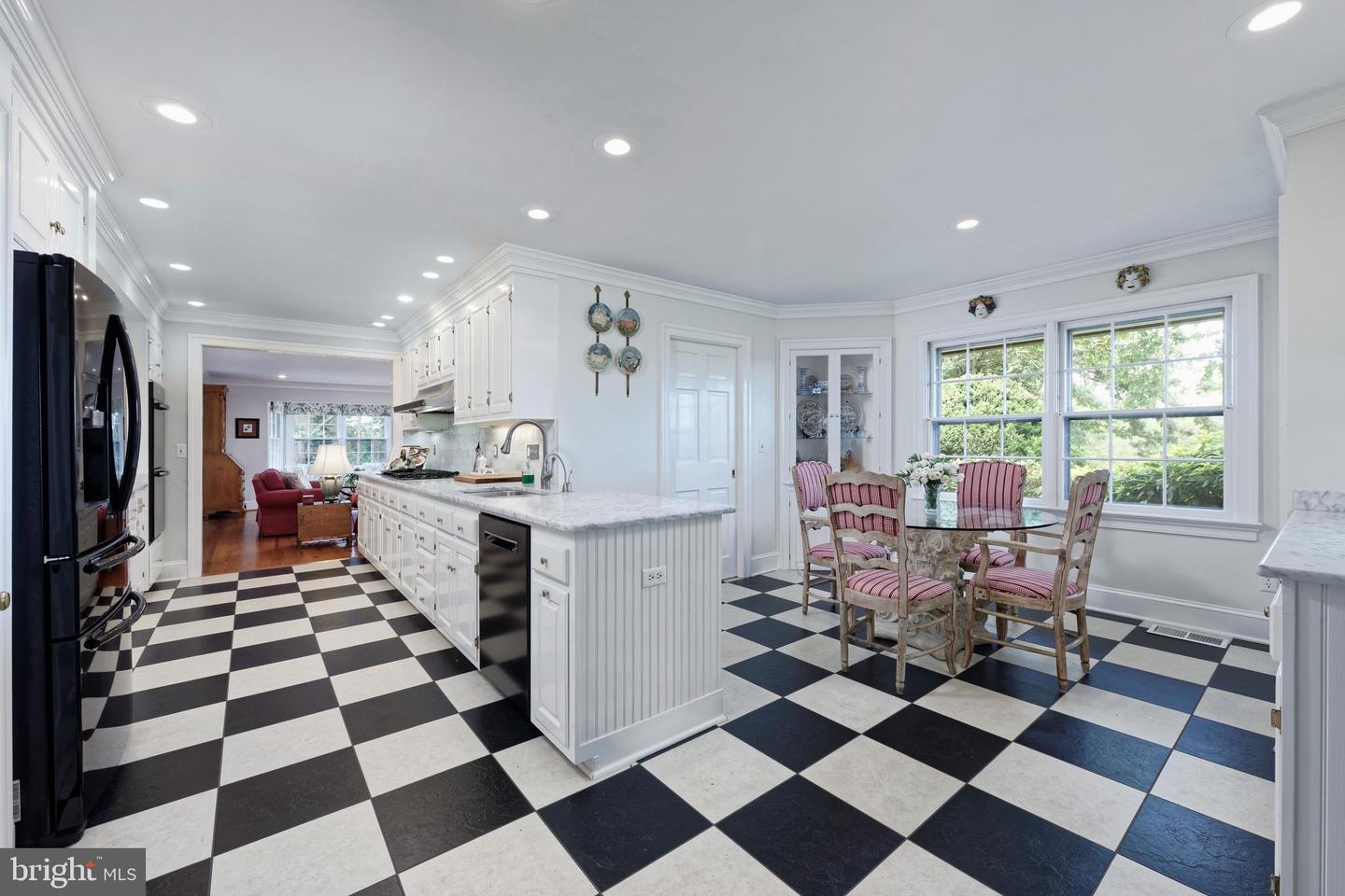 35771 SNAKE HILL RD, MIDDLEBURG, Virginia 20117, 3 Bedrooms Bedrooms, ,4 BathroomsBathrooms,Residential,For sale,35771 SNAKE HILL RD,VALO2106308 MLS # VALO2106308