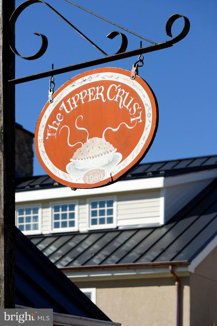 35771 SNAKE HILL RD, MIDDLEBURG, Virginia 20117, 3 Bedrooms Bedrooms, ,4 BathroomsBathrooms,Residential,For sale,35771 SNAKE HILL RD,VALO2106308 MLS # VALO2106308