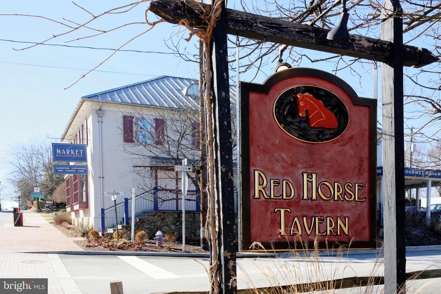 35771 SNAKE HILL RD, MIDDLEBURG, Virginia 20117, 3 Bedrooms Bedrooms, ,4 BathroomsBathrooms,Residential,For sale,35771 SNAKE HILL RD,VALO2106308 MLS # VALO2106308