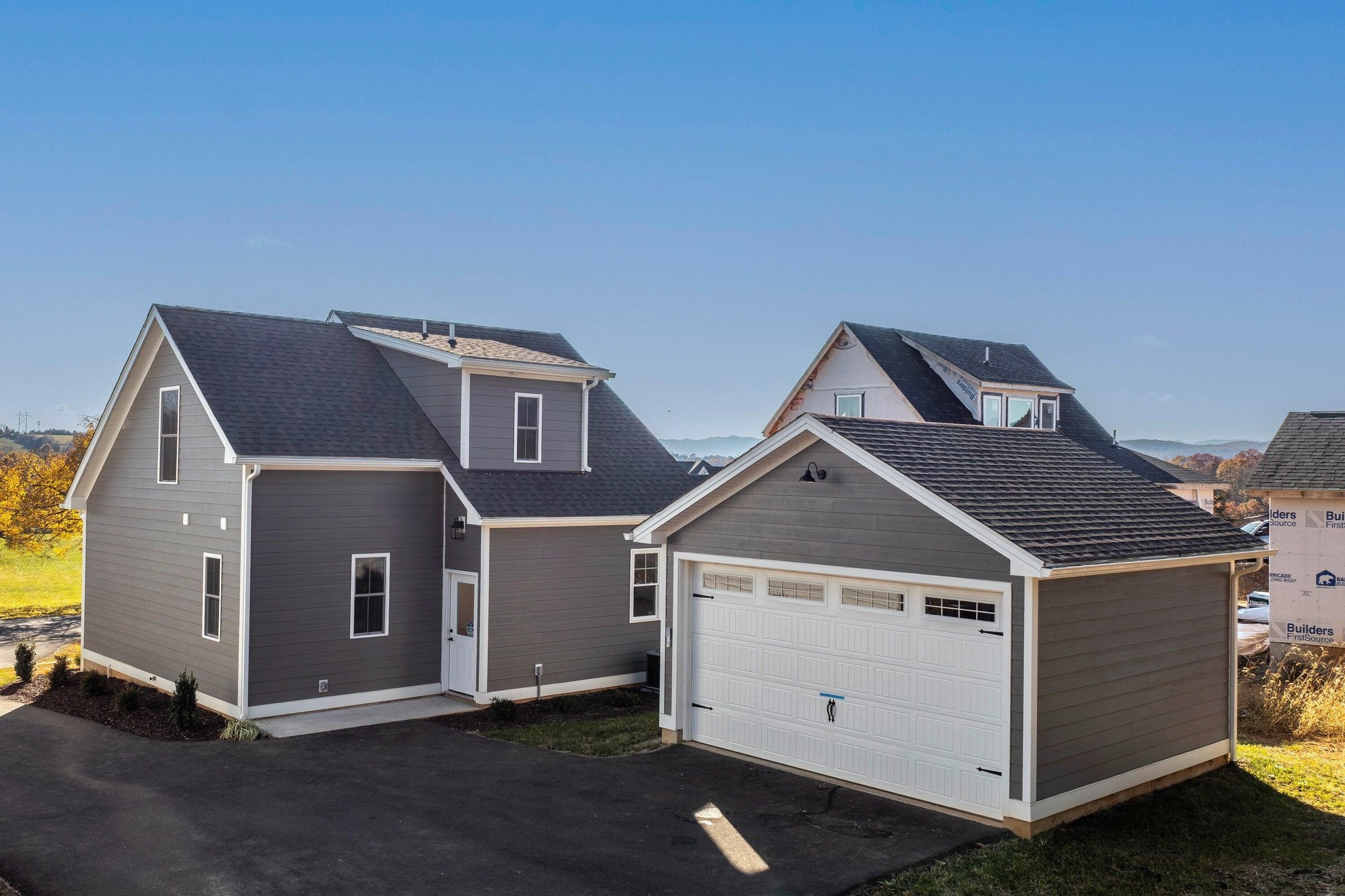 Detached garage just behind the home. Detached garage just behind the home.