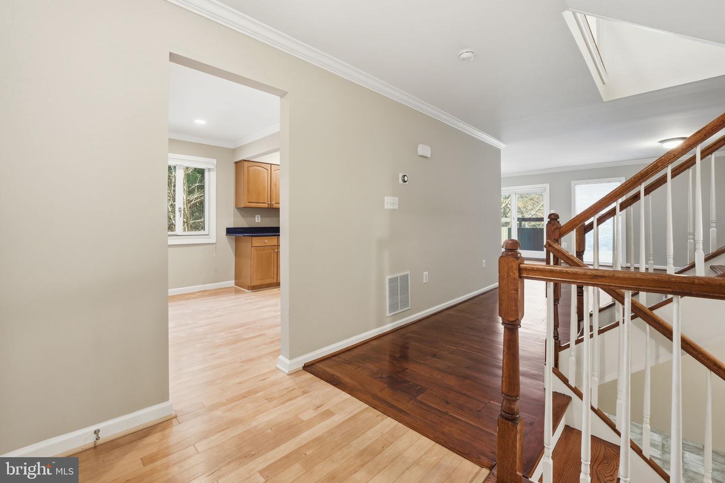 3152 EAKIN PARK CT, FAIRFAX, Virginia 22031, 3 Bedrooms Bedrooms, ,3 BathroomsBathrooms,Residential,For sale,3152 EAKIN PARK CT,VAFX2270322 MLS # VAFX2270322