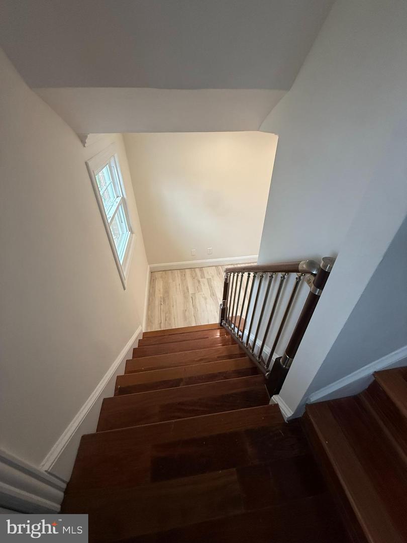 5405 BROOKLAND RD, ALEXANDRIA, Virginia 22310, 4 Bedrooms Bedrooms, ,2 BathroomsBathrooms,Residential,For sale,5405 BROOKLAND RD,VAFX2274928 MLS # VAFX2274928