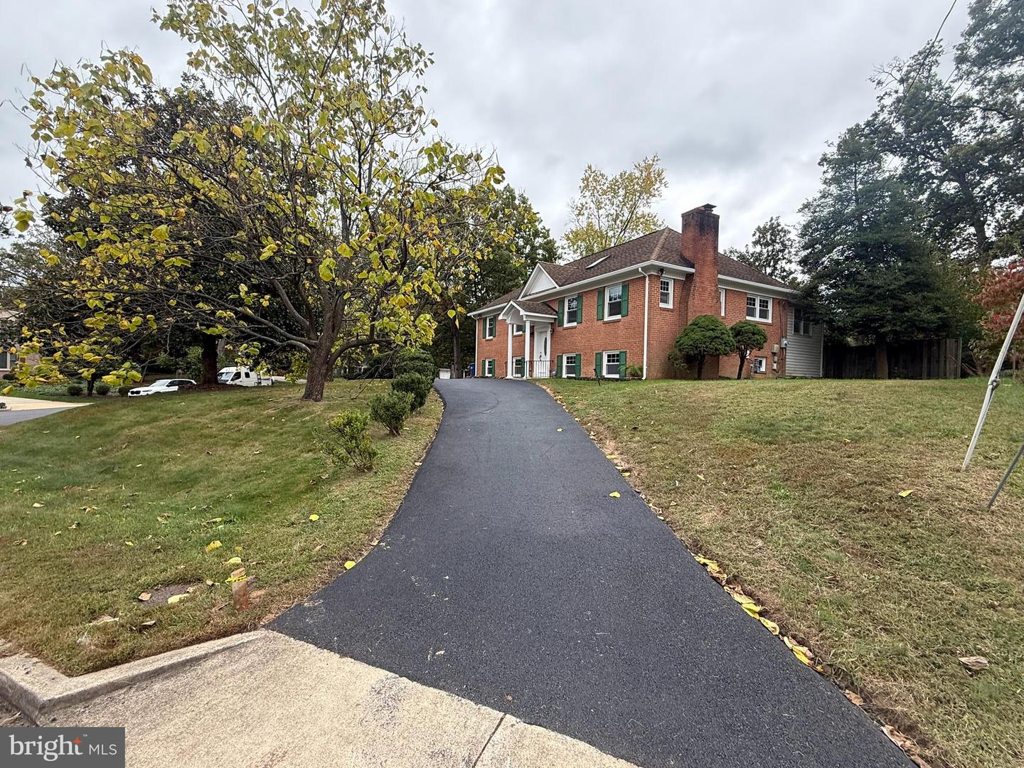 5405 BROOKLAND RD, ALEXANDRIA, Virginia 22310, 4 Bedrooms Bedrooms, ,2 BathroomsBathrooms,Residential,For sale,5405 BROOKLAND RD,VAFX2274928 MLS # VAFX2274928