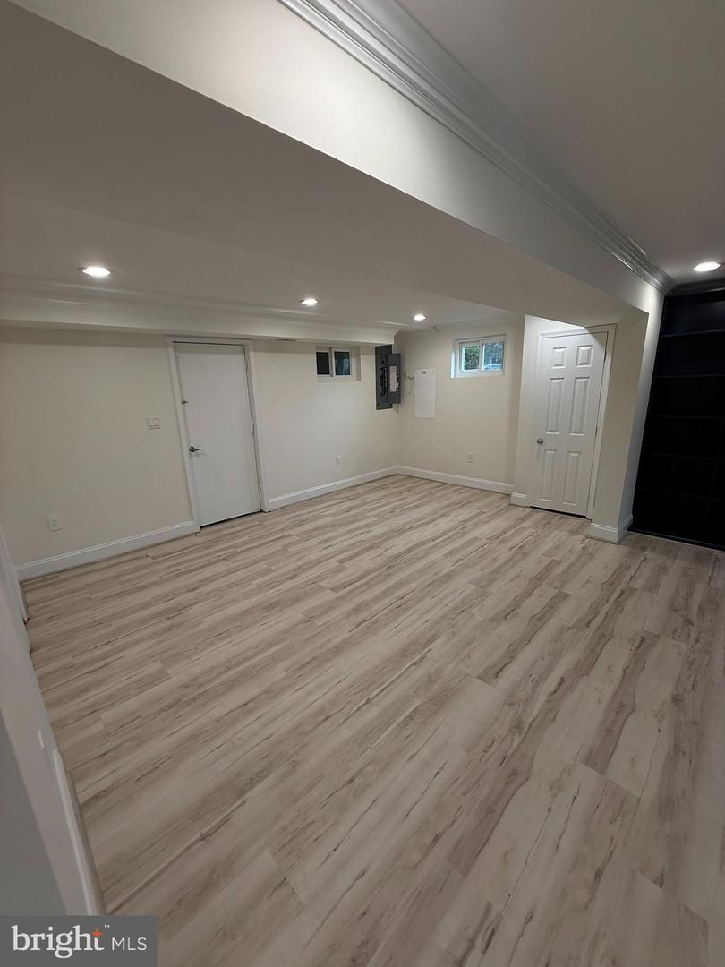 5405 BROOKLAND RD, ALEXANDRIA, Virginia 22310, 4 Bedrooms Bedrooms, ,2 BathroomsBathrooms,Residential,For sale,5405 BROOKLAND RD,VAFX2274928 MLS # VAFX2274928