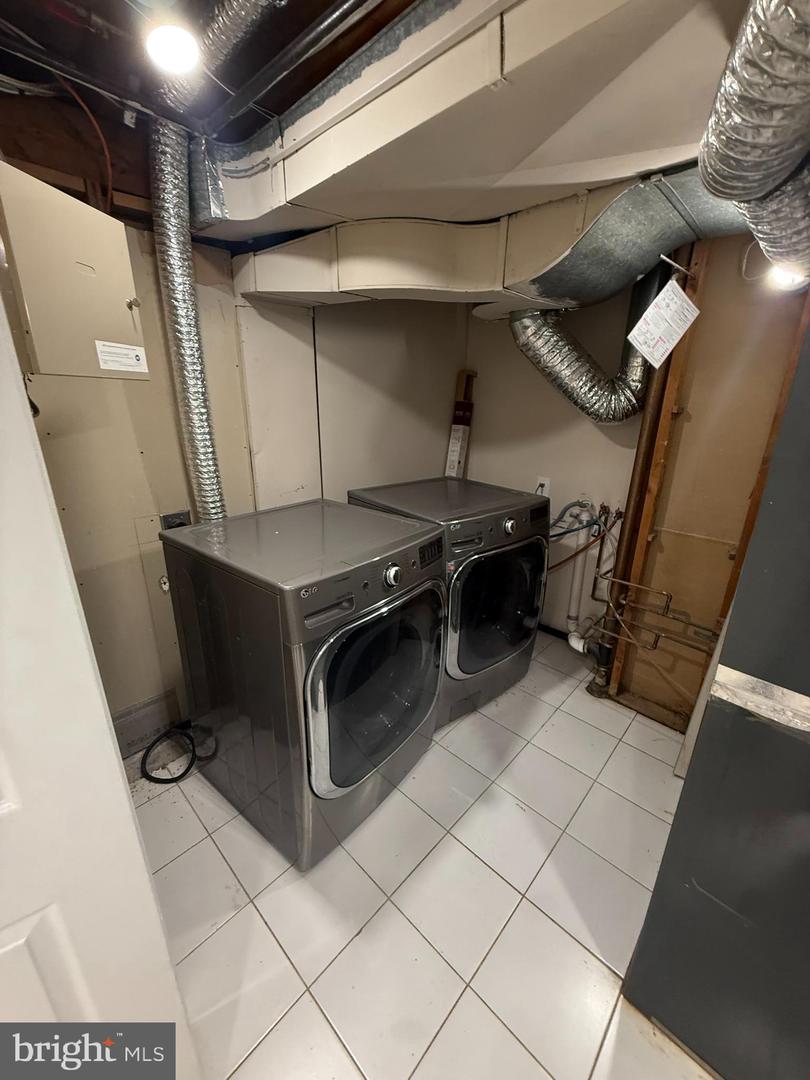 5405 BROOKLAND RD, ALEXANDRIA, Virginia 22310, 4 Bedrooms Bedrooms, ,2 BathroomsBathrooms,Residential,For sale,5405 BROOKLAND RD,VAFX2274928 MLS # VAFX2274928