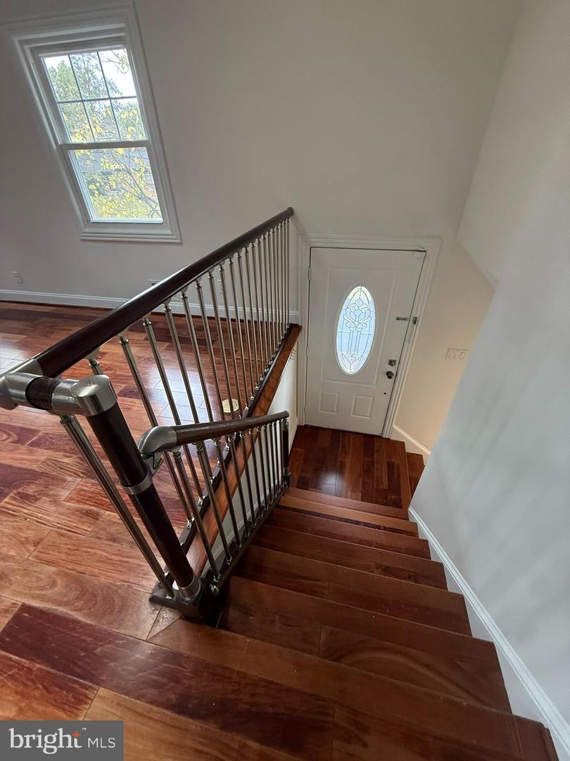 5405 BROOKLAND RD, ALEXANDRIA, Virginia 22310, 4 Bedrooms Bedrooms, ,2 BathroomsBathrooms,Residential,For sale,5405 BROOKLAND RD,VAFX2274928 MLS # VAFX2274928