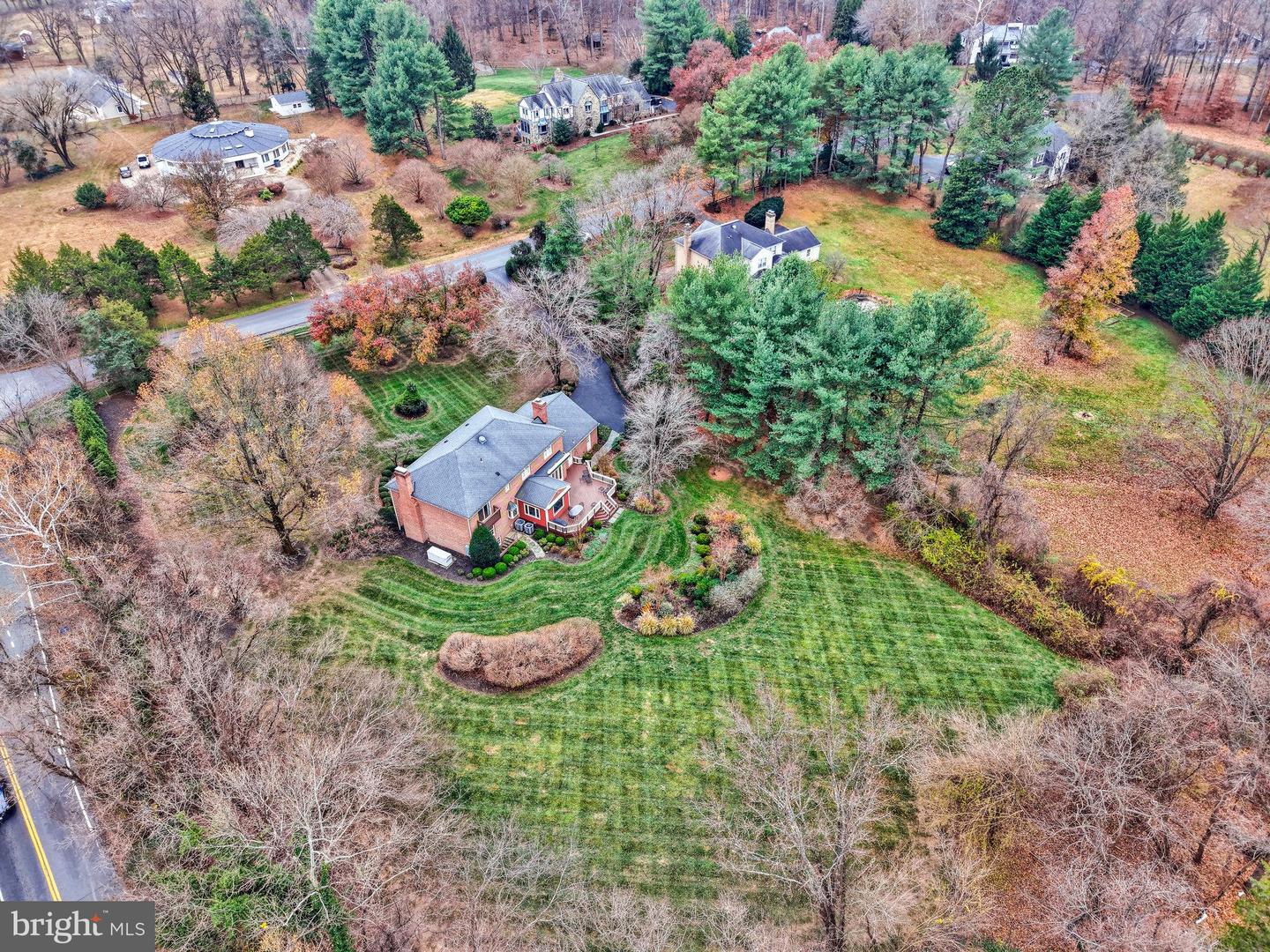 10100 WALKER LAKE DR, GREAT FALLS, Virginia 22066, 4 Bedrooms Bedrooms, ,4 BathroomsBathrooms,Residential,For sale,10100 WALKER LAKE DR,VAFX2275436 MLS # VAFX2275436 10100 WALKER LAKE DR, GREAT FALLS, Virginia 22066, 4 Bedrooms Bedrooms, ,4 BathroomsBathrooms,Residential,For sale,10100 WALKER LAKE DR,VAFX2275436 MLS # VAFX2275436