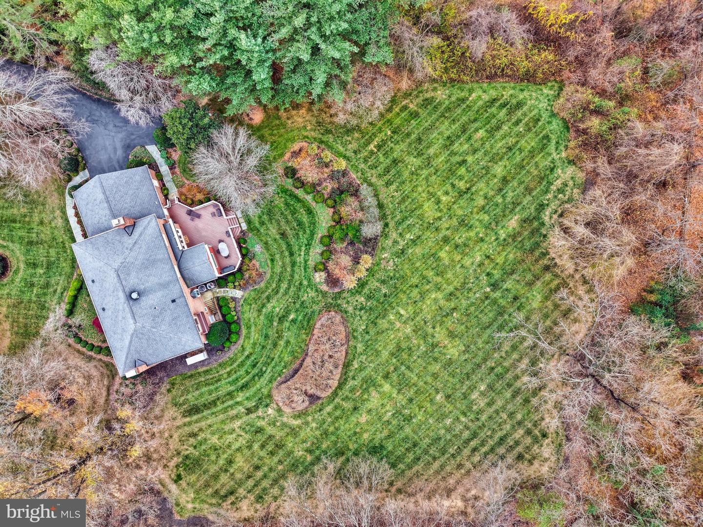 10100 WALKER LAKE DR, GREAT FALLS, Virginia 22066, 4 Bedrooms Bedrooms, ,4 BathroomsBathrooms,Residential,For sale,10100 WALKER LAKE DR,VAFX2275436 MLS # VAFX2275436 10100 WALKER LAKE DR, GREAT FALLS, Virginia 22066, 4 Bedrooms Bedrooms, ,4 BathroomsBathrooms,Residential,For sale,10100 WALKER LAKE DR,VAFX2275436 MLS # VAFX2275436