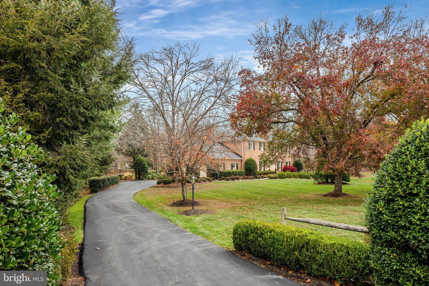 10100 WALKER LAKE DR, GREAT FALLS, Virginia 22066, 4 Bedrooms Bedrooms, ,4 BathroomsBathrooms,Residential,For sale,10100 WALKER LAKE DR,VAFX2275436 MLS # VAFX2275436 10100 WALKER LAKE DR, GREAT FALLS, Virginia 22066, 4 Bedrooms Bedrooms, ,4 BathroomsBathrooms,Residential,For sale,10100 WALKER LAKE DR,VAFX2275436 MLS # VAFX2275436