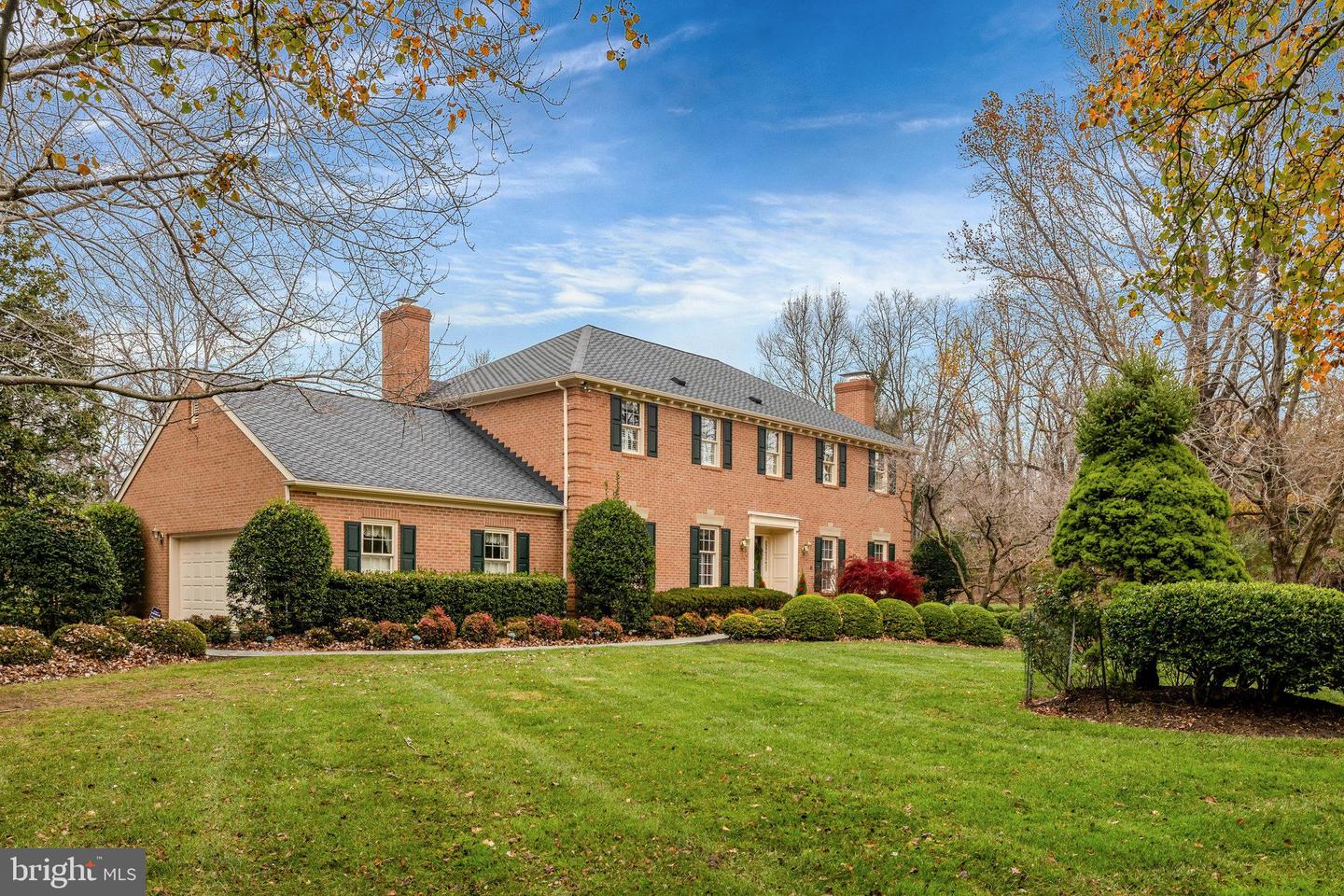 10100 WALKER LAKE DR, GREAT FALLS, Virginia 22066, 4 Bedrooms Bedrooms, ,4 BathroomsBathrooms,Residential,For sale,10100 WALKER LAKE DR,VAFX2275436 MLS # VAFX2275436 10100 WALKER LAKE DR, GREAT FALLS, Virginia 22066, 4 Bedrooms Bedrooms, ,4 BathroomsBathrooms,Residential,For sale,10100 WALKER LAKE DR,VAFX2275436 MLS # VAFX2275436