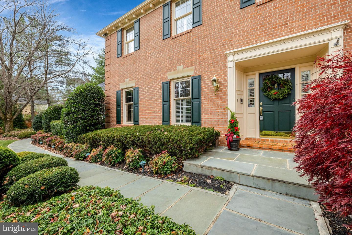 10100 WALKER LAKE DR, GREAT FALLS, Virginia 22066, 4 Bedrooms Bedrooms, ,4 BathroomsBathrooms,Residential,For sale,10100 WALKER LAKE DR,VAFX2275436 MLS # VAFX2275436 10100 WALKER LAKE DR, GREAT FALLS, Virginia 22066, 4 Bedrooms Bedrooms, ,4 BathroomsBathrooms,Residential,For sale,10100 WALKER LAKE DR,VAFX2275436 MLS # VAFX2275436