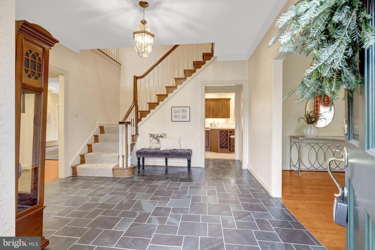 10100 WALKER LAKE DR, GREAT FALLS, Virginia 22066, 4 Bedrooms Bedrooms, ,4 BathroomsBathrooms,Residential,For sale,10100 WALKER LAKE DR,VAFX2275436 MLS # VAFX2275436 10100 WALKER LAKE DR, GREAT FALLS, Virginia 22066, 4 Bedrooms Bedrooms, ,4 BathroomsBathrooms,Residential,For sale,10100 WALKER LAKE DR,VAFX2275436 MLS # VAFX2275436