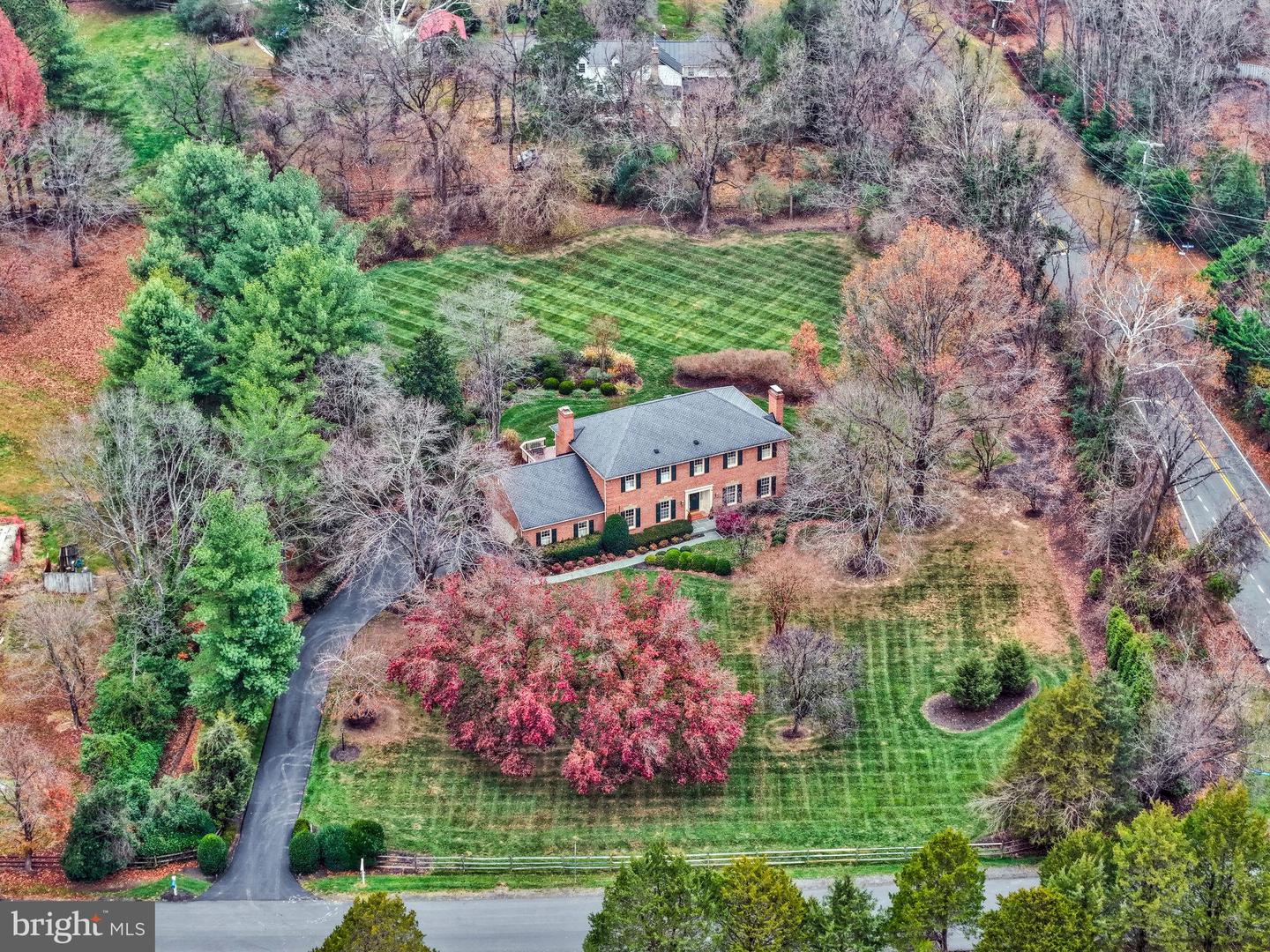 10100 WALKER LAKE DR, GREAT FALLS, Virginia 22066, 4 Bedrooms Bedrooms, ,4 BathroomsBathrooms,Residential,For sale,10100 WALKER LAKE DR,VAFX2275436 MLS # VAFX2275436 10100 WALKER LAKE DR, GREAT FALLS, Virginia 22066, 4 Bedrooms Bedrooms, ,4 BathroomsBathrooms,Residential,For sale,10100 WALKER LAKE DR,VAFX2275436 MLS # VAFX2275436